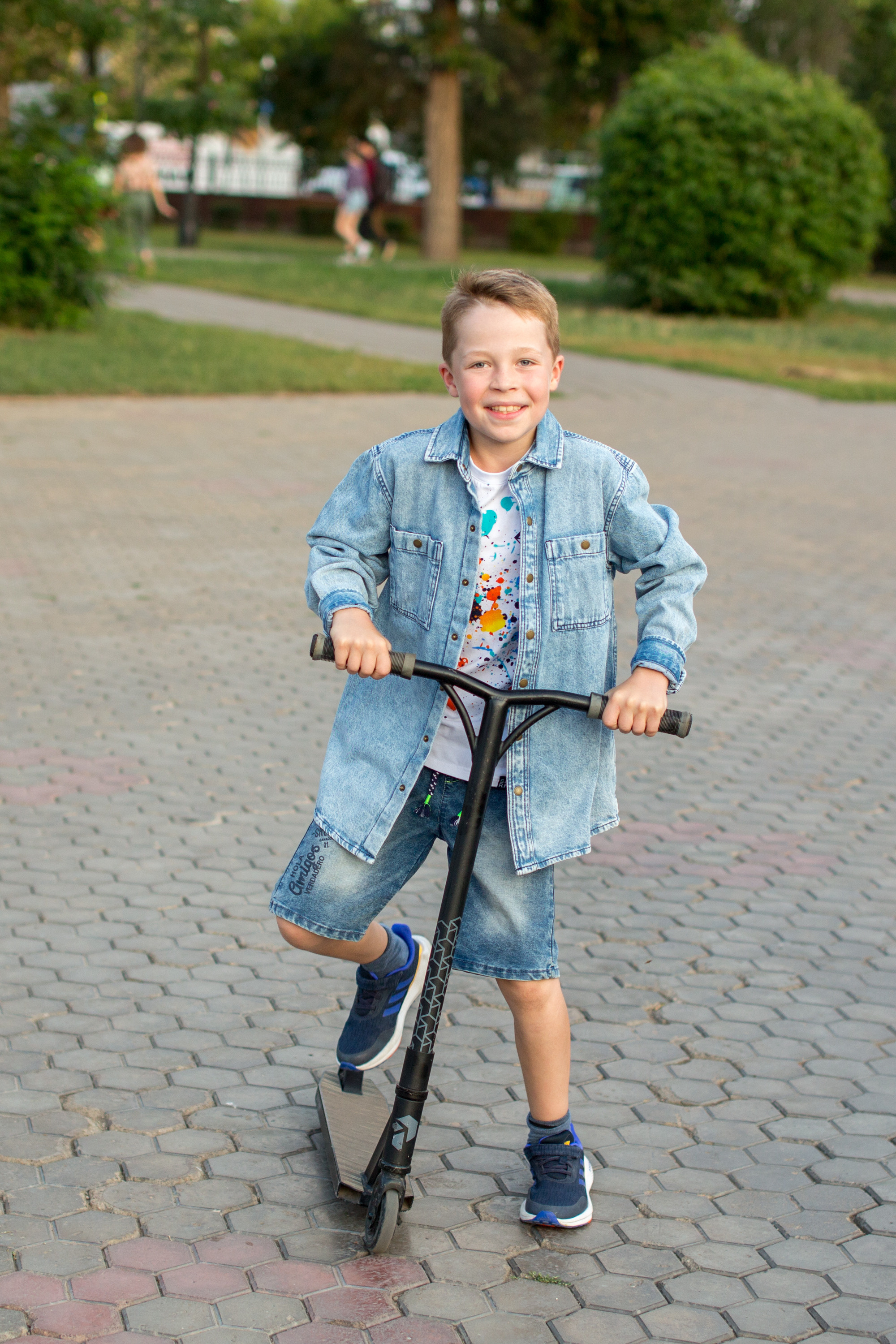 Фотосессия в парке Тополя. Фотограф в Оренбурге. Профессиональный фотограф