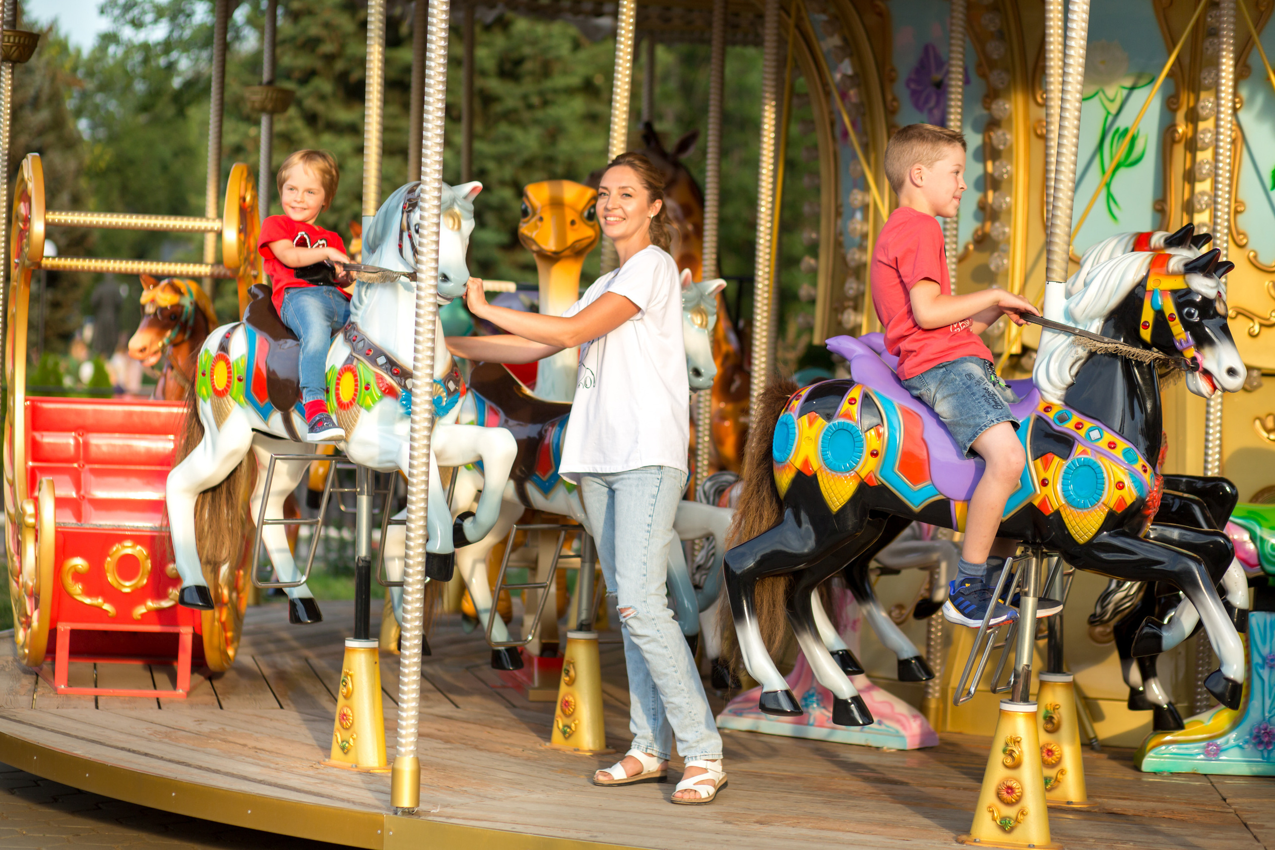 Фотосессия в парке Тополя. Фотограф в Оренбурге. Профессиональный фотограф