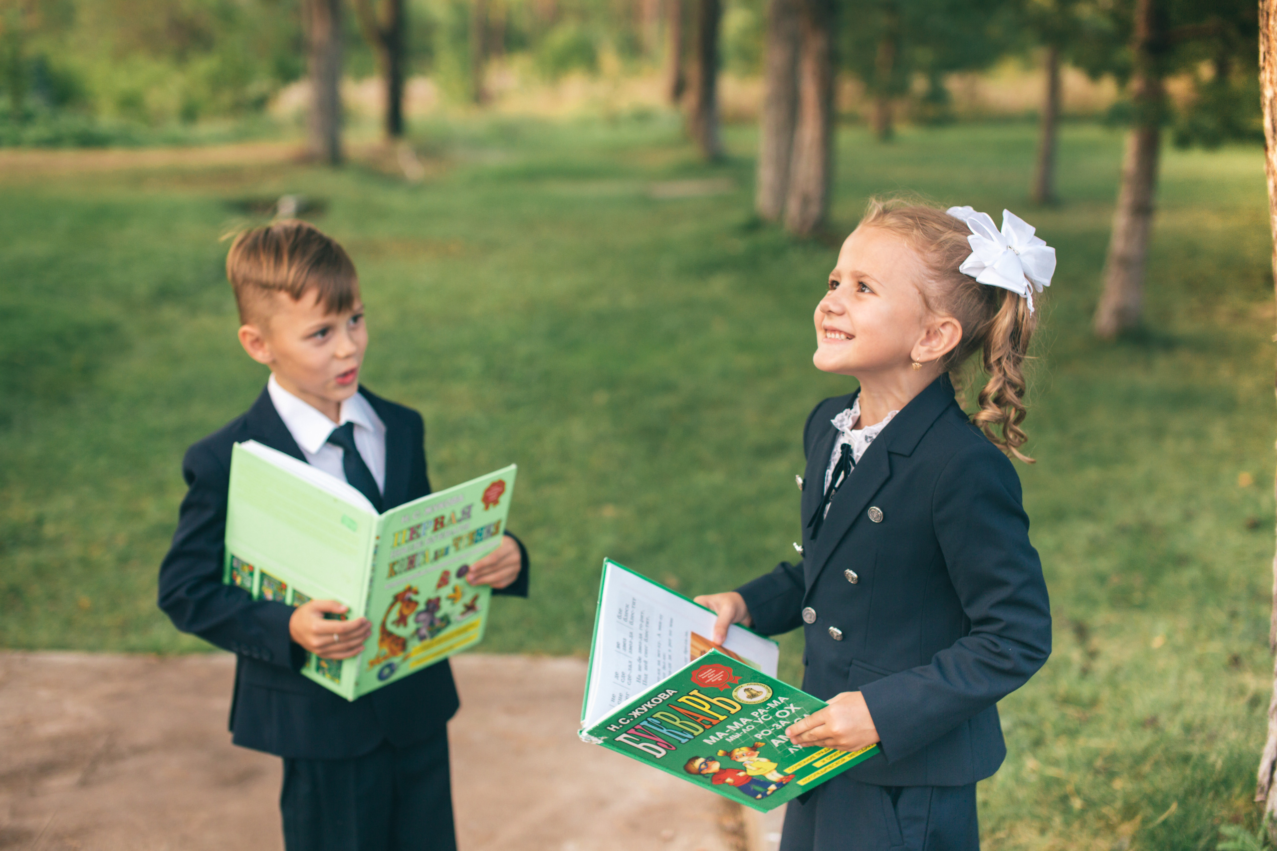 Тимофей и Полина идут в школу!. Фотограф в Оренбурге. Профессиональный фотограф