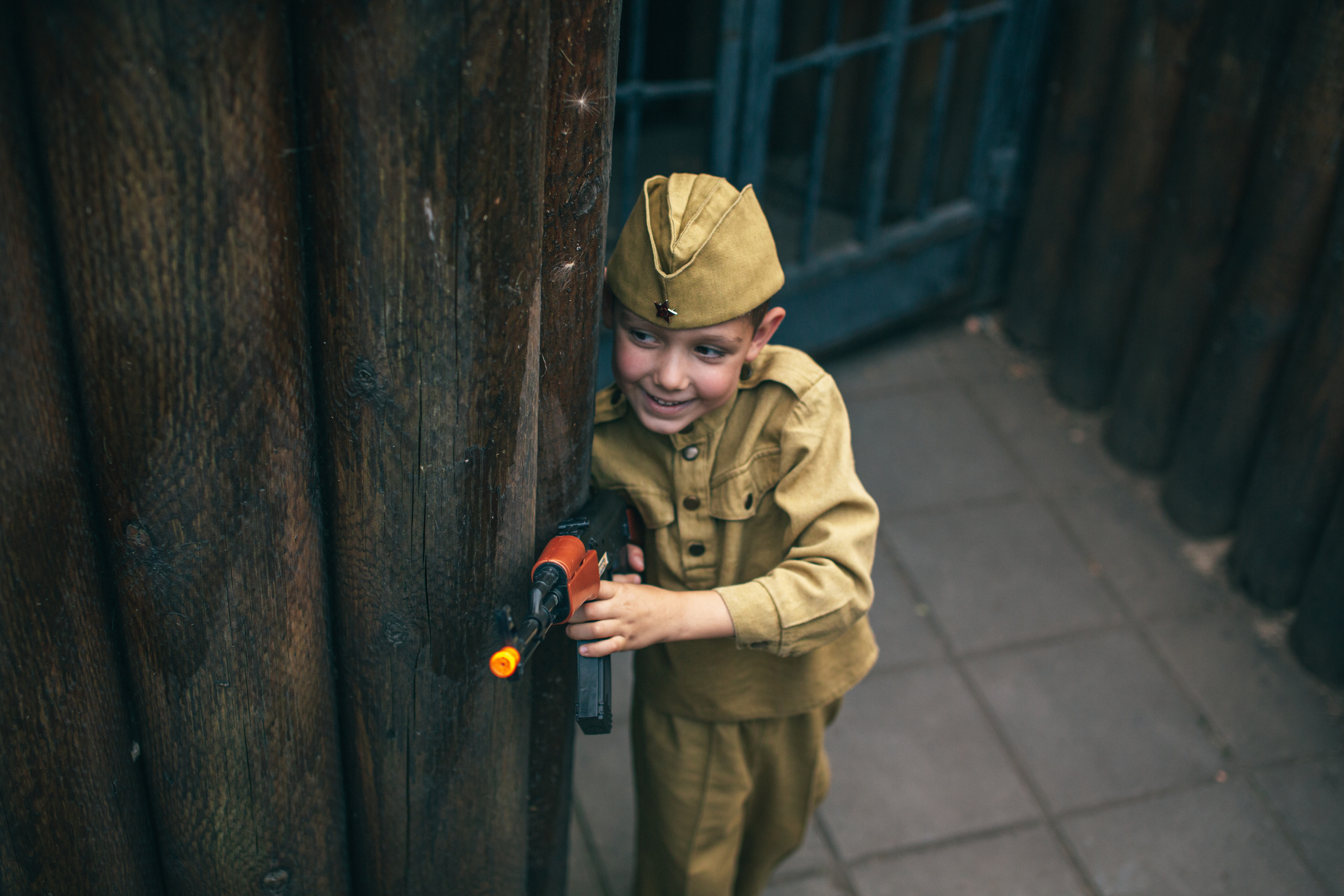 Фотосессия в парке «Салют Победа». Фотограф в Оренбурге. Профессиональный фотограф