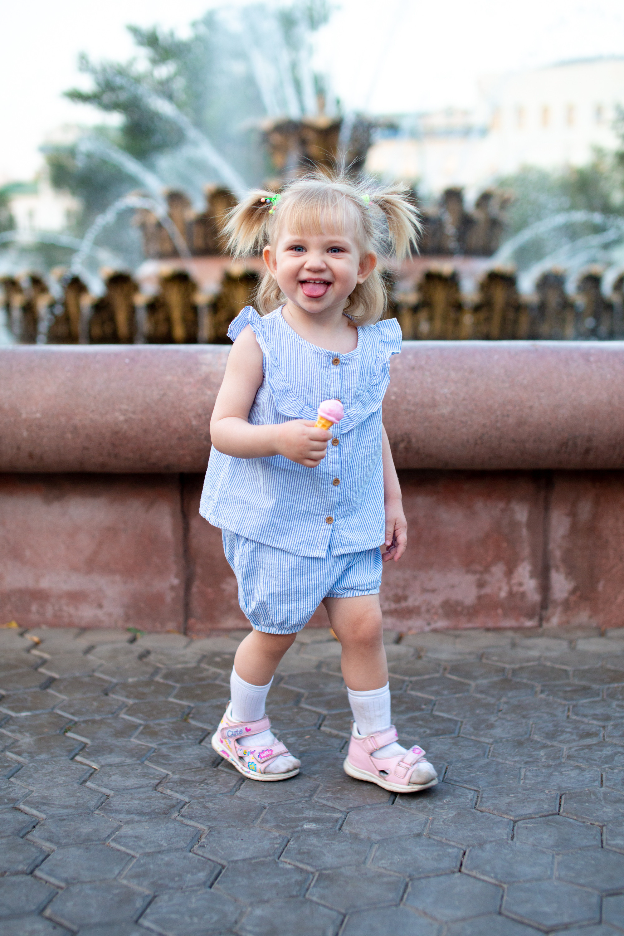 Фотосессия в парке Тополя. Фотограф в Оренбурге. Профессиональный фотограф