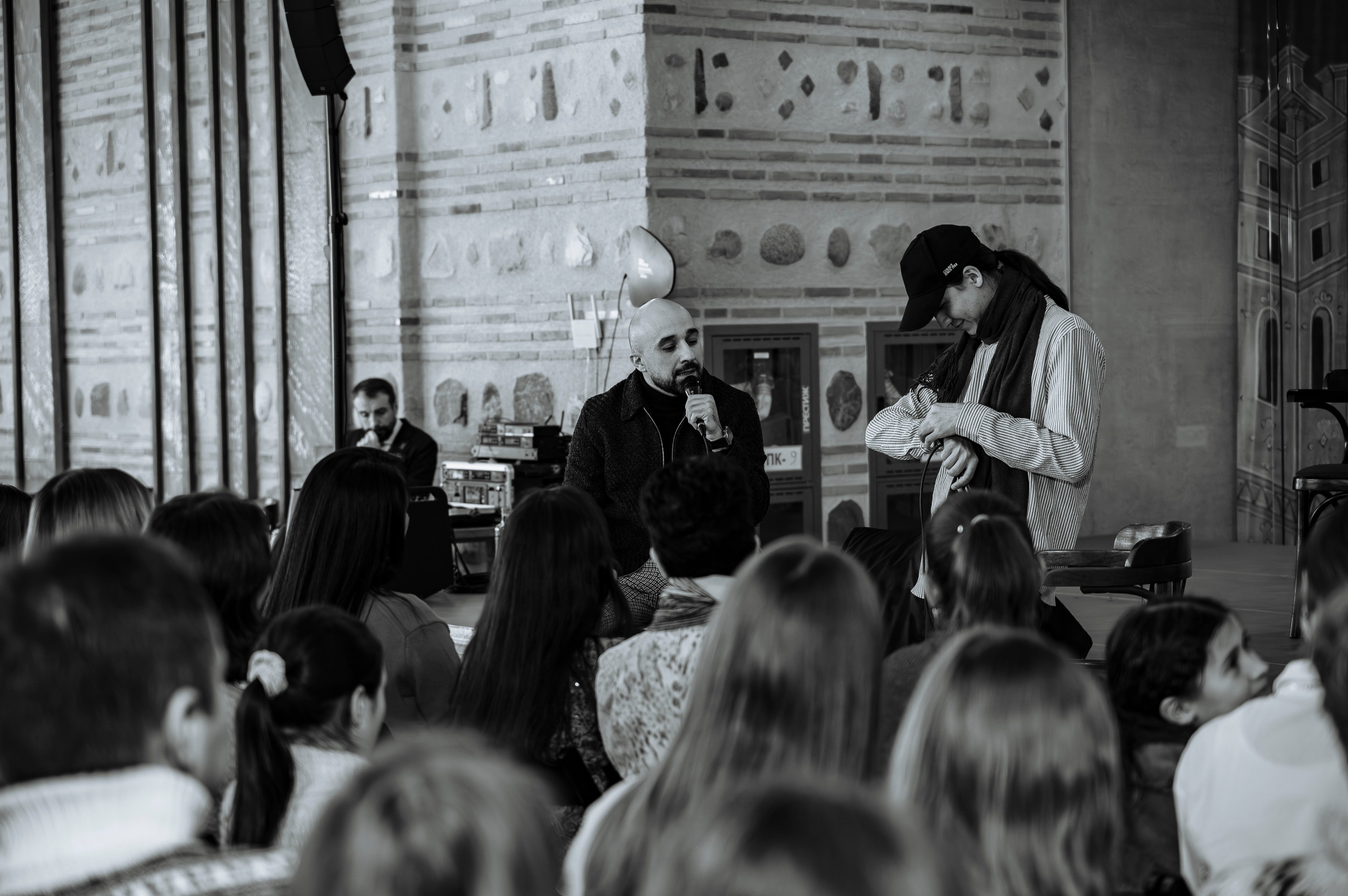 Репортажная съемка, съемка мероприятия, проект factor.by, финалист factor.by, Шамхал Хачатурян, Ибрагим Карасов, фактор бай, фотограф Ольга Шаповалова, съемка фанатов, минск, беларусь