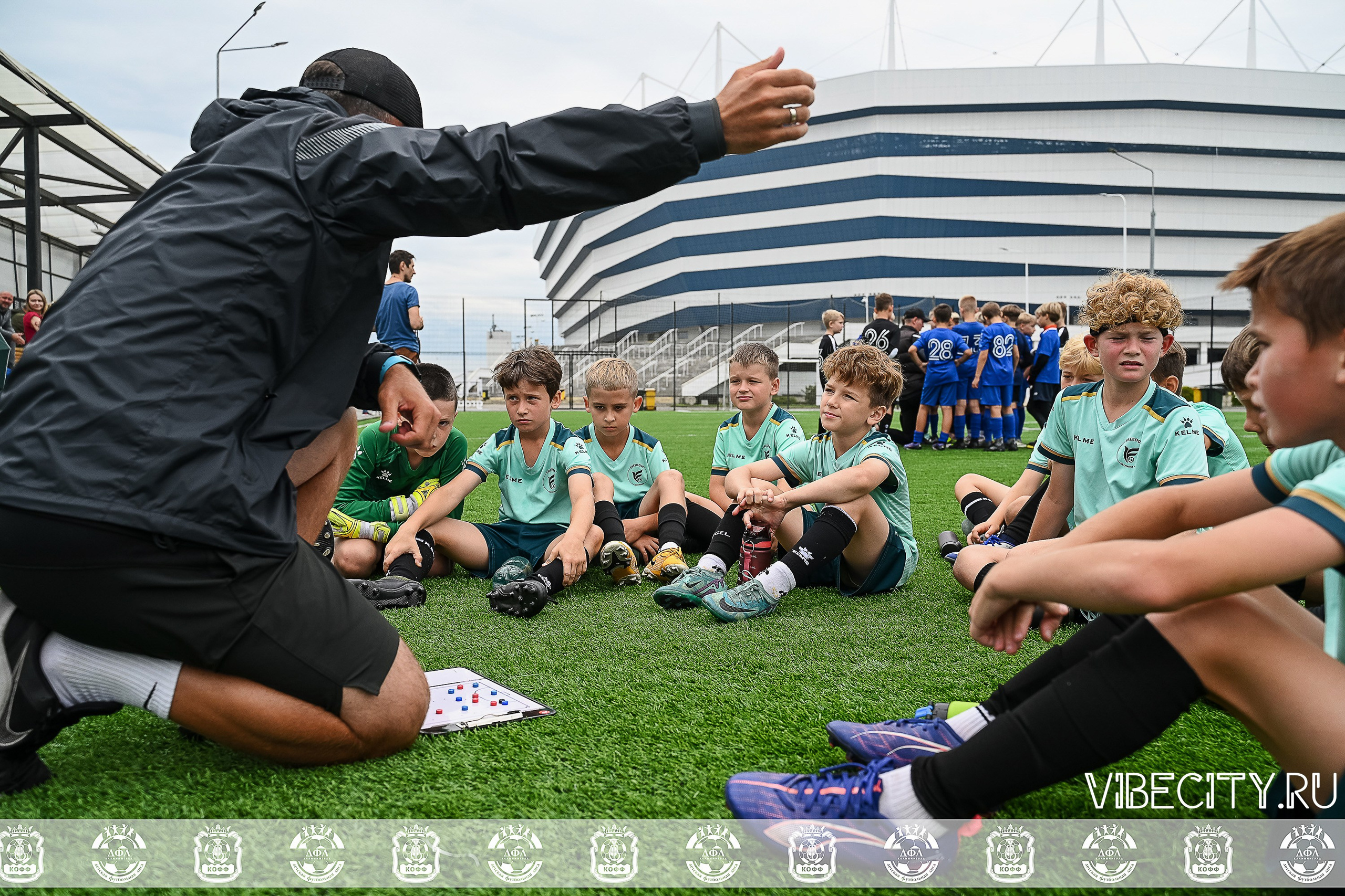 Калининградская Детская Футбольная Лига. VIBECITY.RU Вайб Сити Ру Фоторепортажи Фотоотчеты Калининград