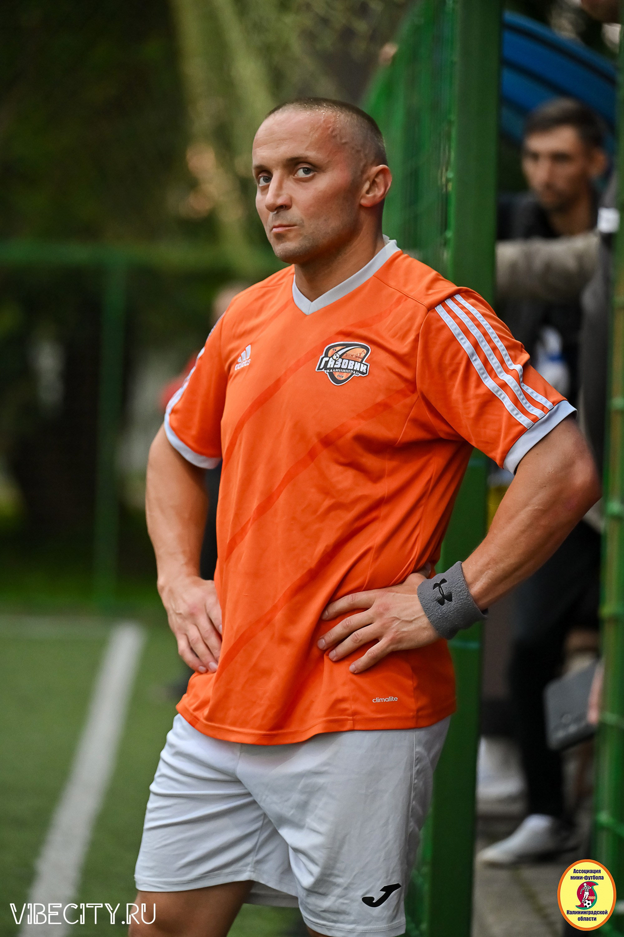 ИГРЫ МИНИ-ФУТБОЛЬНОЙ И КОРПОРАТИВНОЙ ЛИГИ. VIBECITY.RU Вайб Сити Ру Фоторепортажи Фотоотчеты Калининград