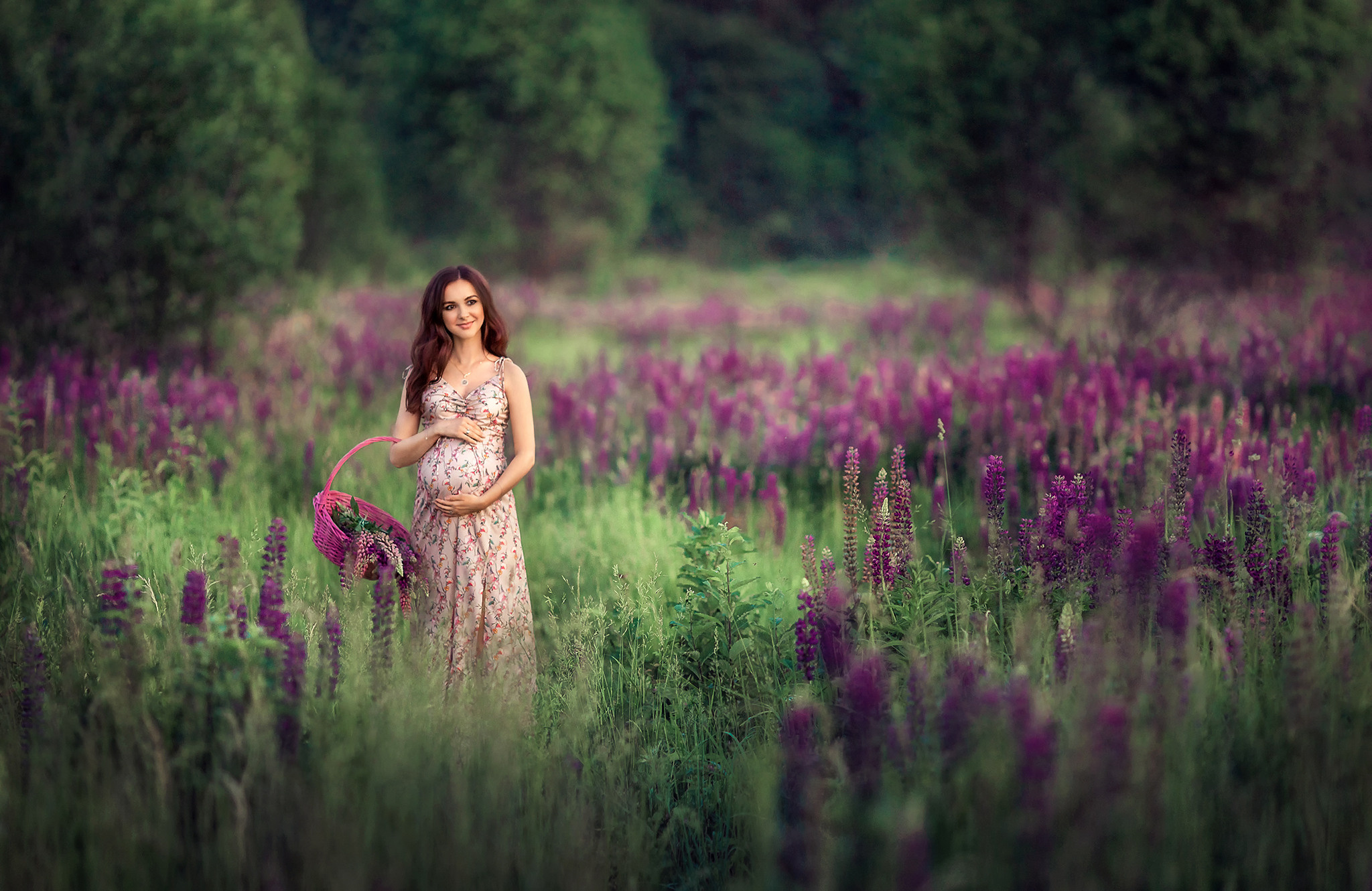 Съемка беременности, фотосессия для беременной, фотосессия в парке. Профессиональный фотограф, фотохудожник, видеограф из Москвы
