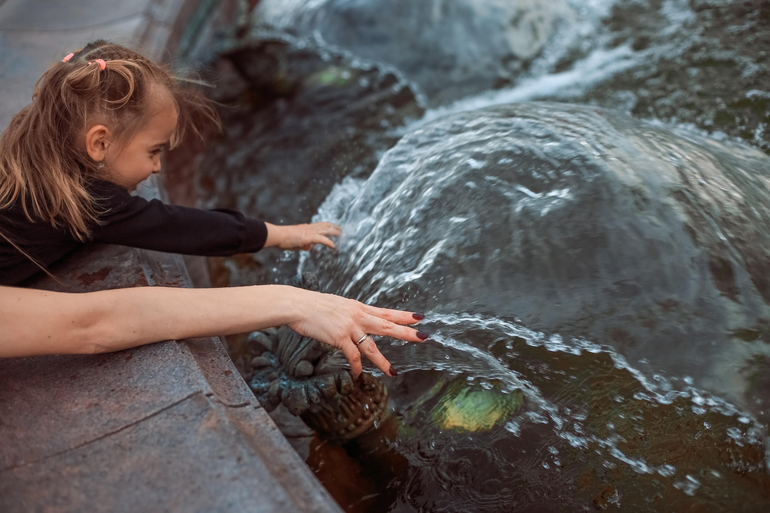 Семейная прогулка: Анжелика, Ника и Александр. Профессиональный фотограф, фотохудожник, видеограф из Москвы