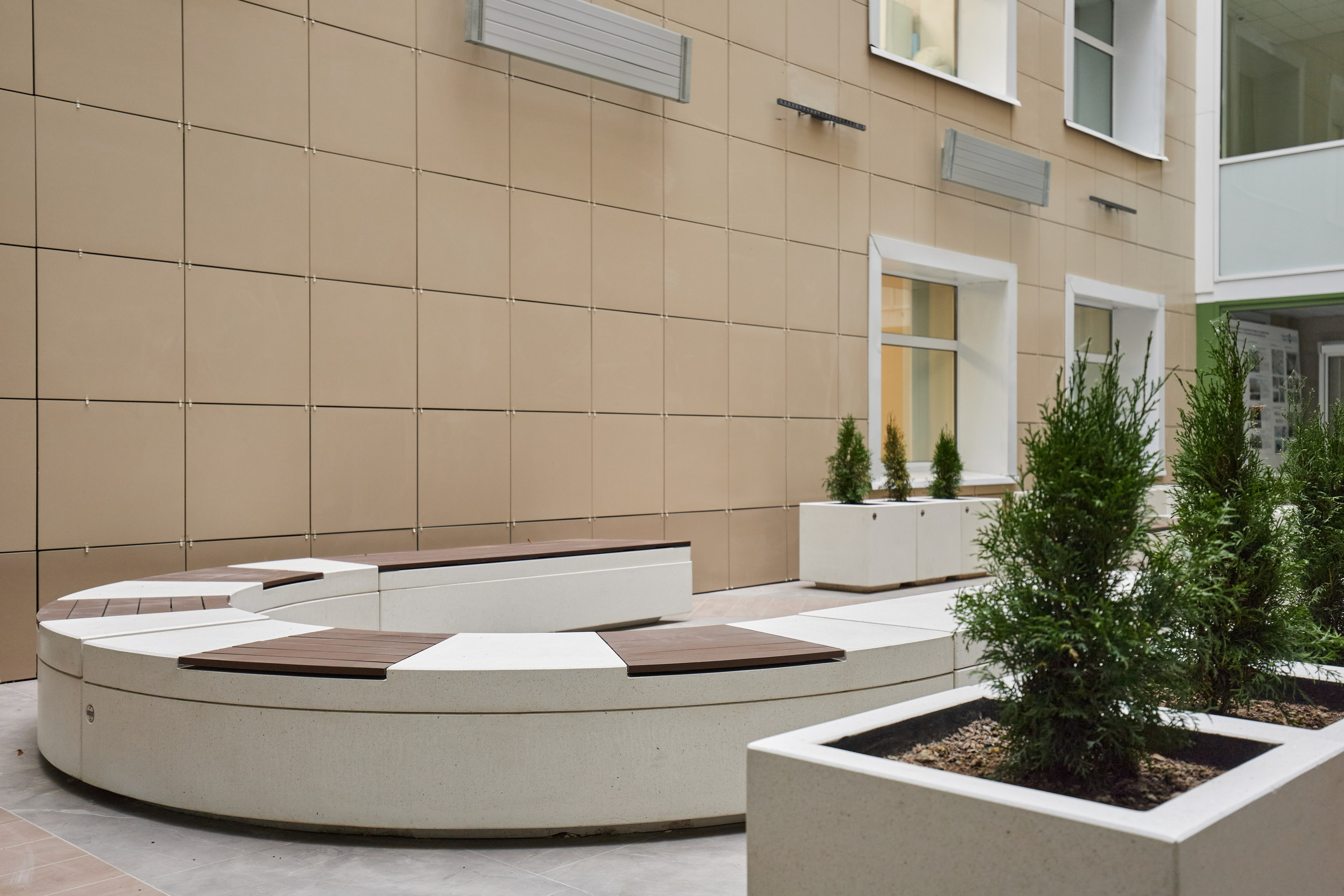 Фотограф интерьера, мебели и портрета в Санкт-Петербурге