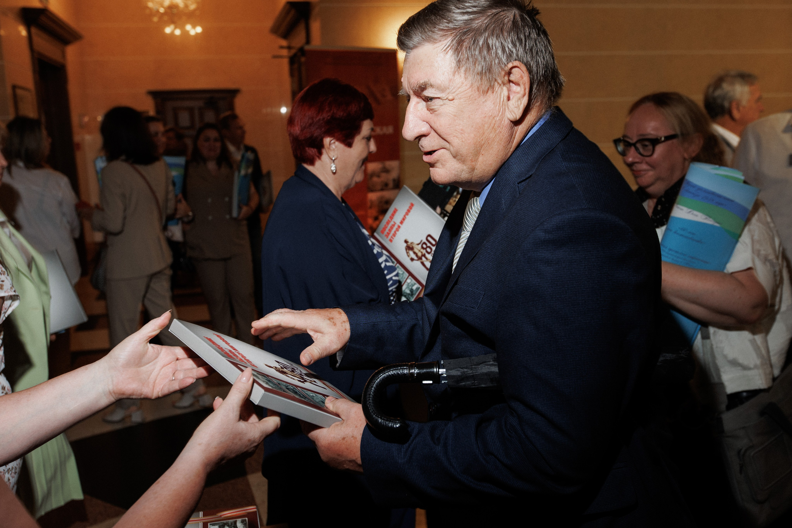 ПРЕЗЕНТАЦИЯ КНИГИ — 80 ЛЕТ ПОБЕДЫ. СВОИ. ФОТООТЧЕТЫ-СОБЫТИЯ-МЕСТА