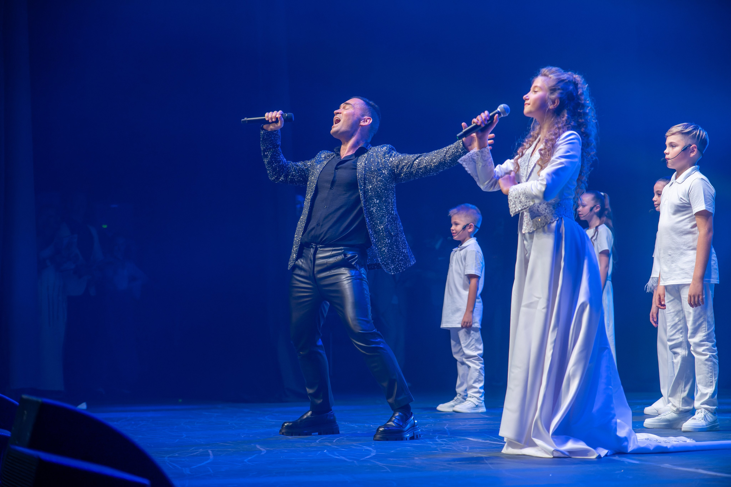 сцена окружной общественный центре имени Моссовета