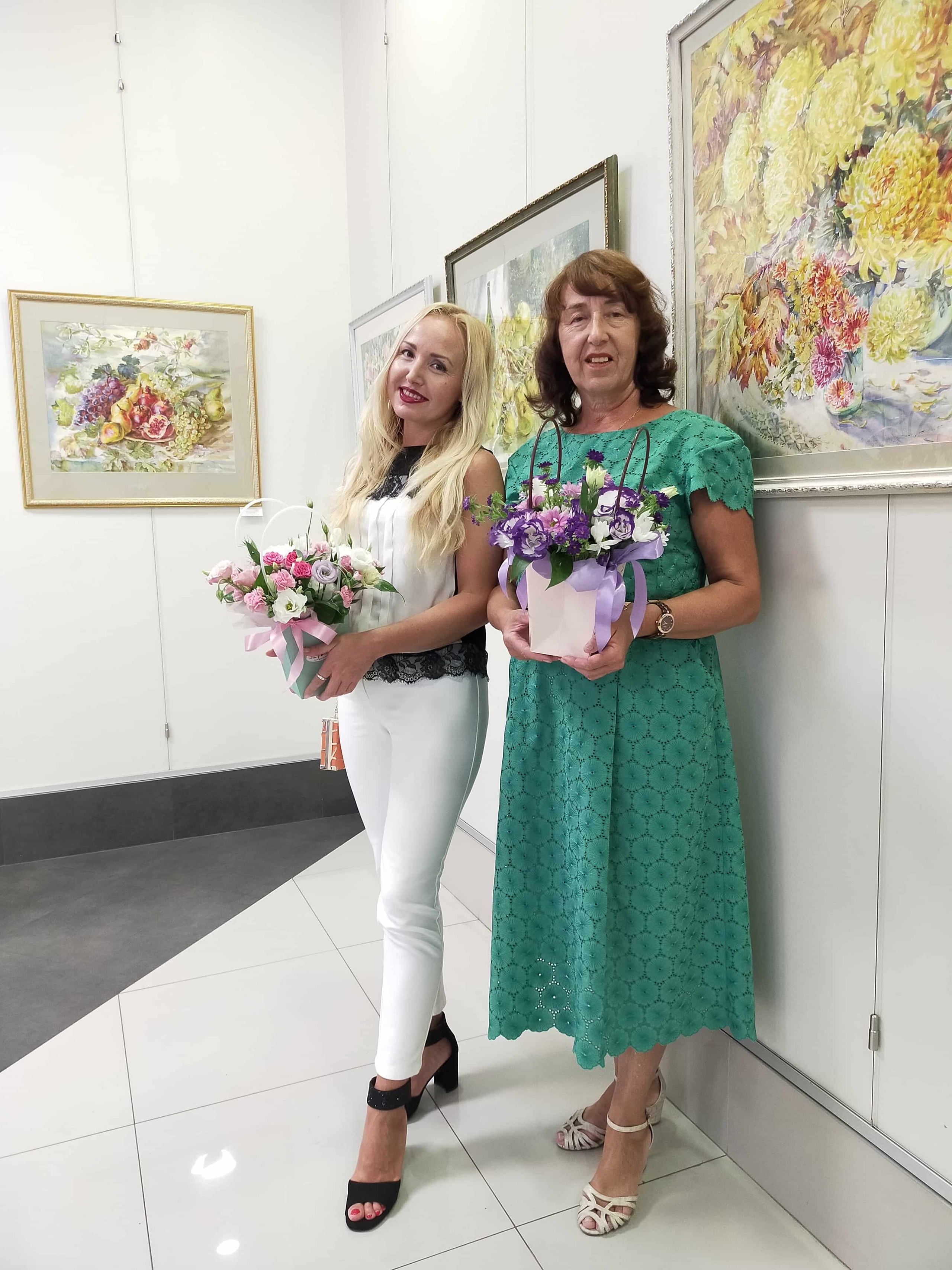 ВОКРУГ ЦВЕТА. Свет акварели Галины Поплавской