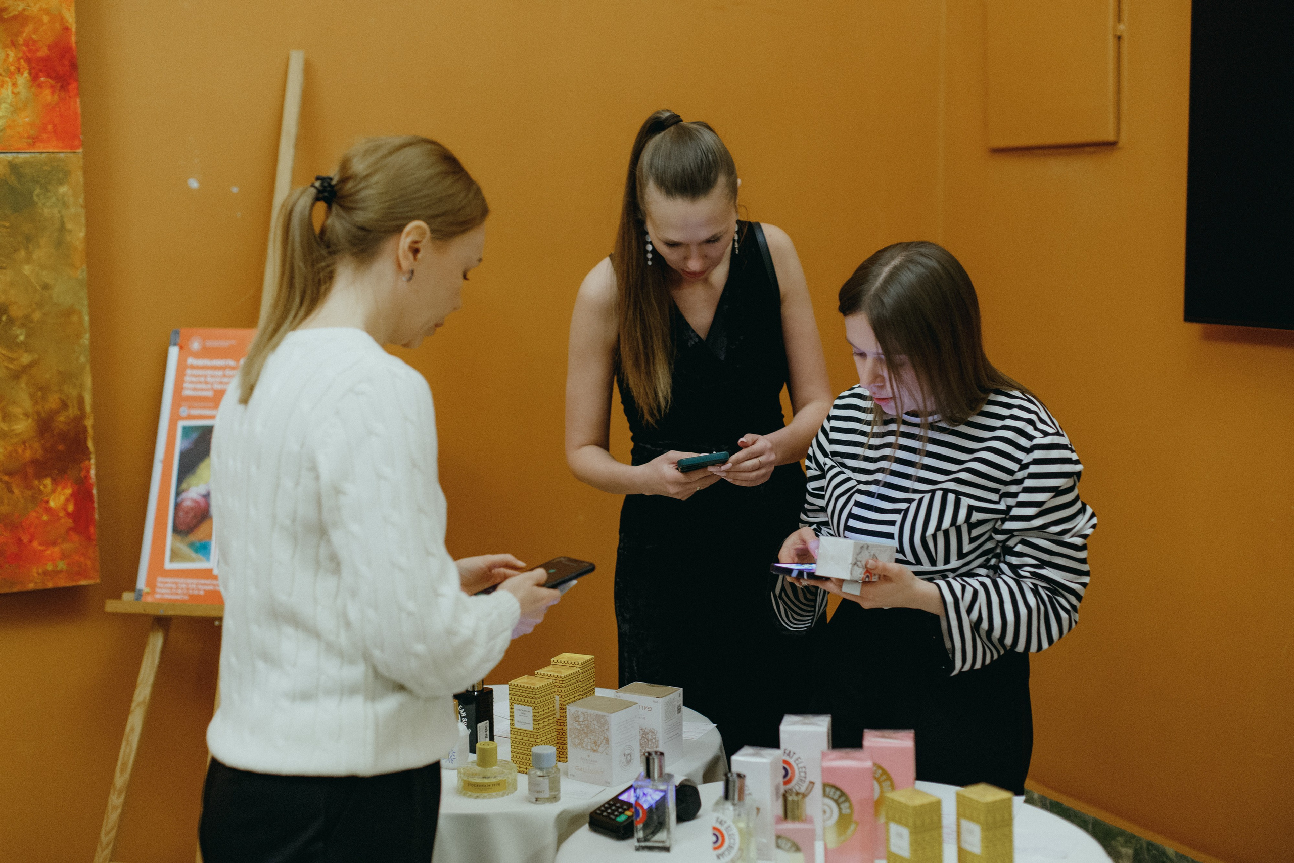 VITRINA BEAUTY — НОТЫ. МУЗЫКАЛЬНЫЙ ВЕЧЕР. СВОИ. ФОТООТЧЕТЫ-СОБЫТИЯ-МЕСТА