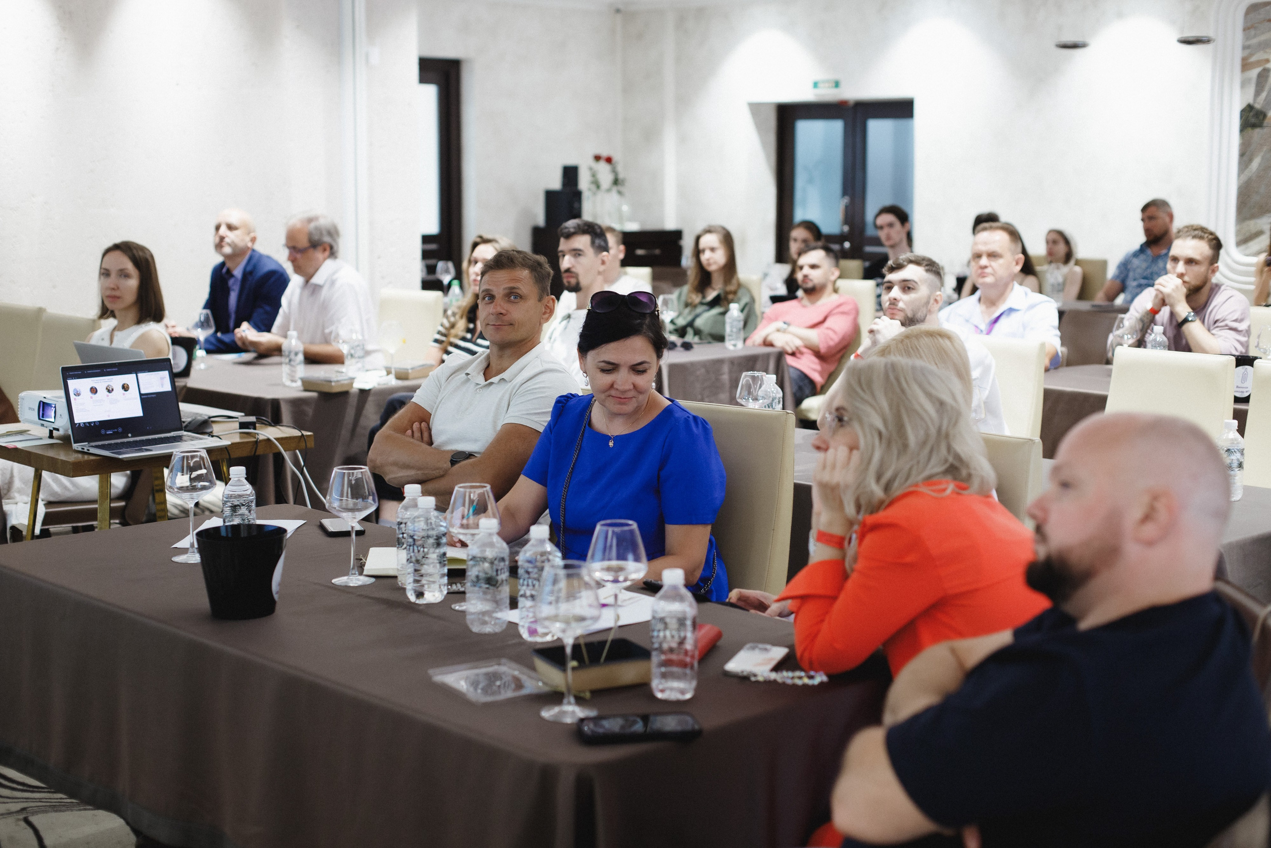 ФЕСТИВАЛЬ РОССИЙСКОГО ВИНА. СВОИ. ФОТООТЧЕТЫ-СОБЫТИЯ-МЕСТА