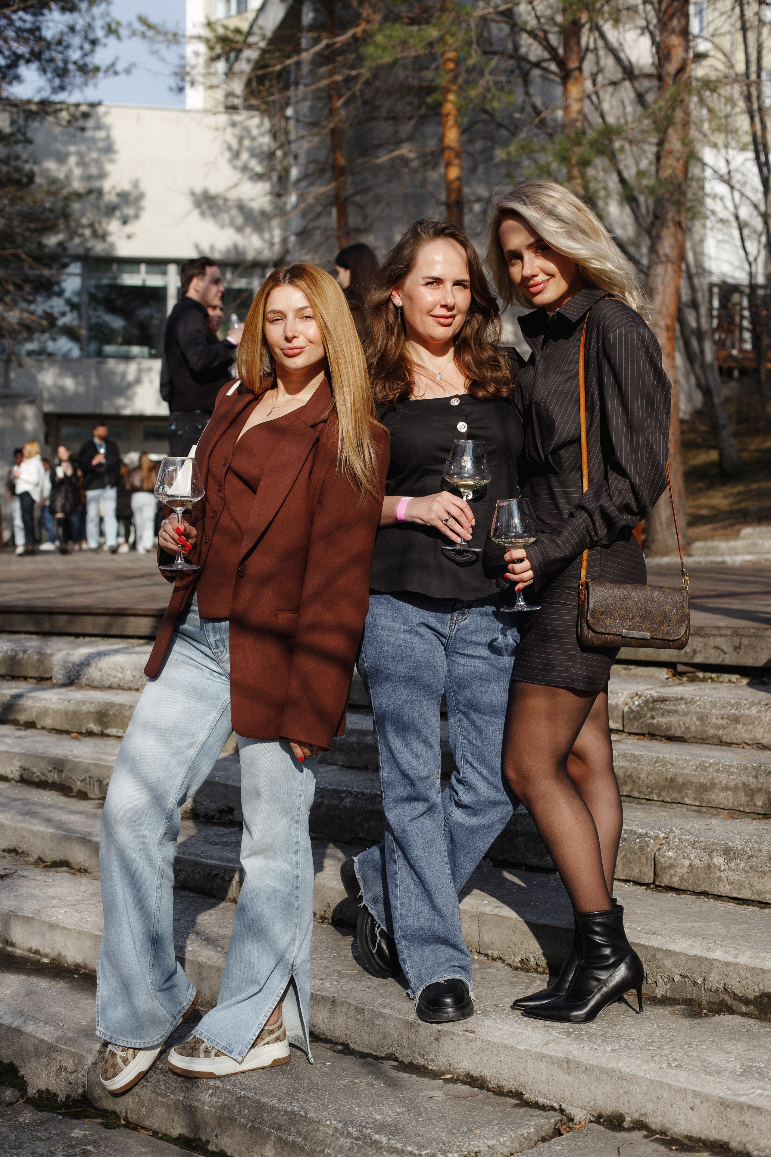 ФЕСТИВАЛЬ ИГРИСТЫХ ВИН. СВОИ. ФОТООТЧЕТЫ-СОБЫТИЯ-МЕСТА