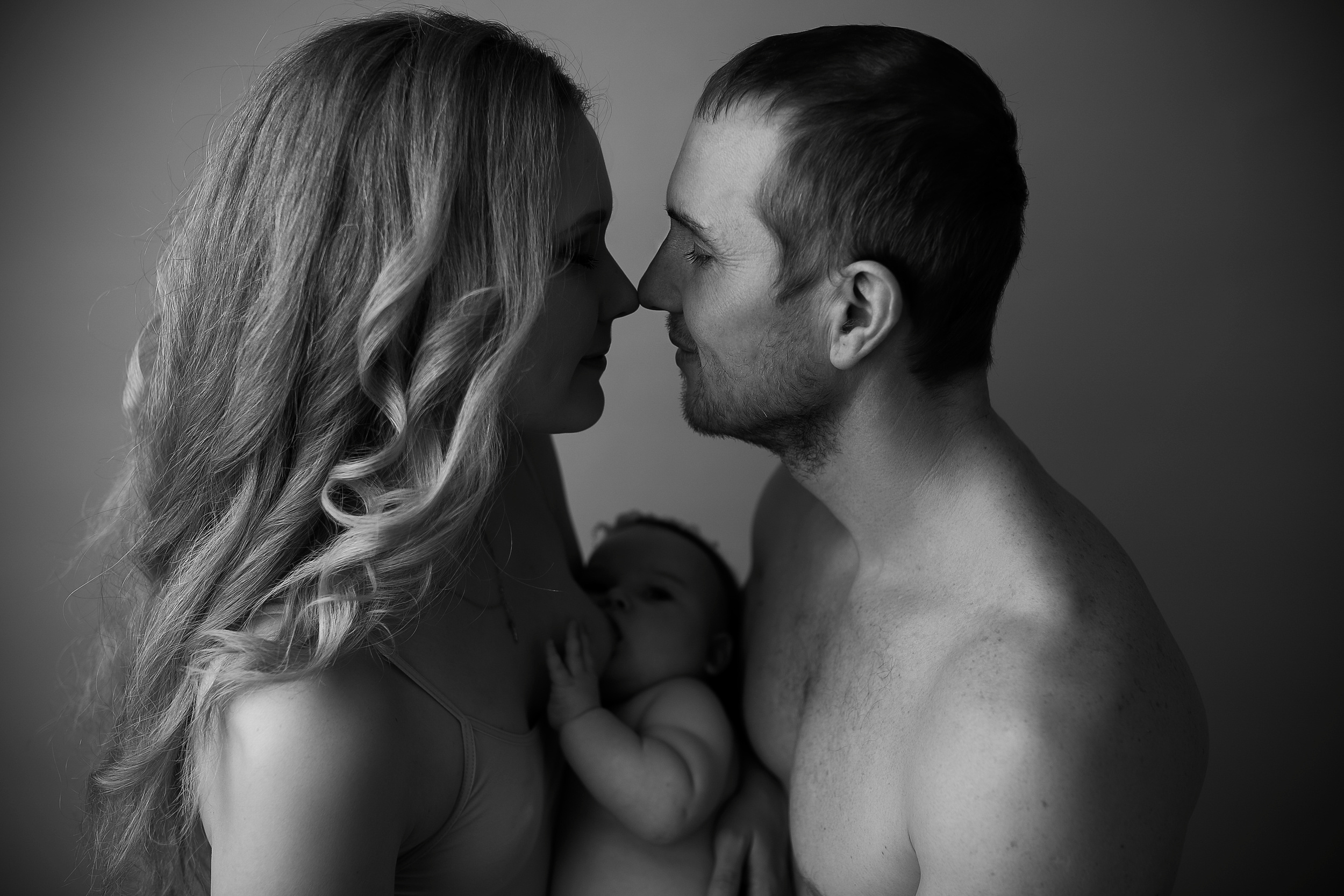 Анна и Алена. Фотограф новорожденных Екатеринбург