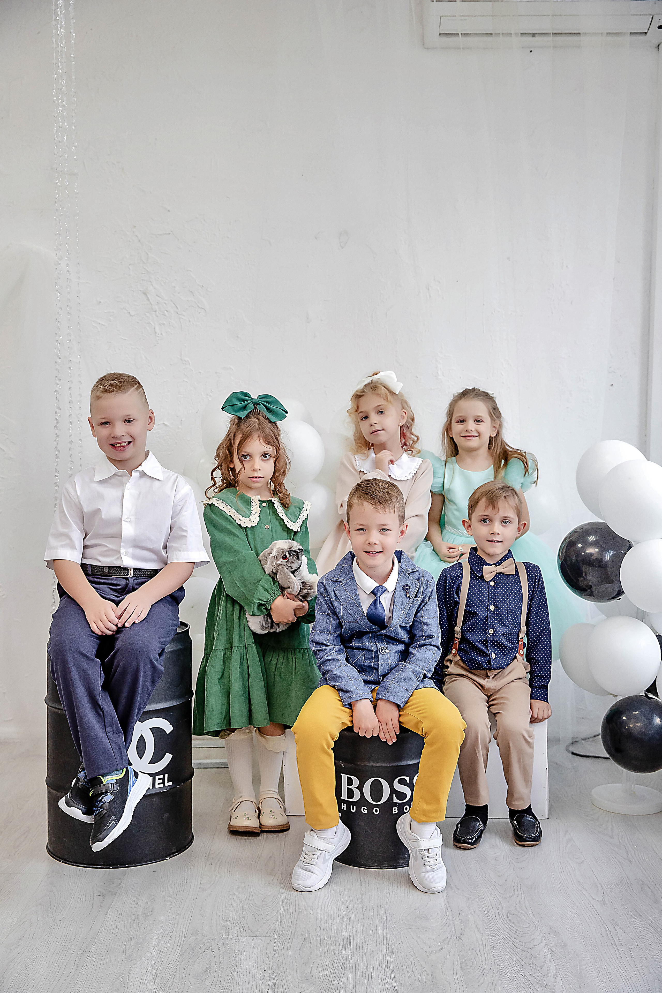 Выпускные (школьные) альбомы (книги) в Ростове-на-Дону. Современные Выпускные Альбомы в Ростове-на-Дону