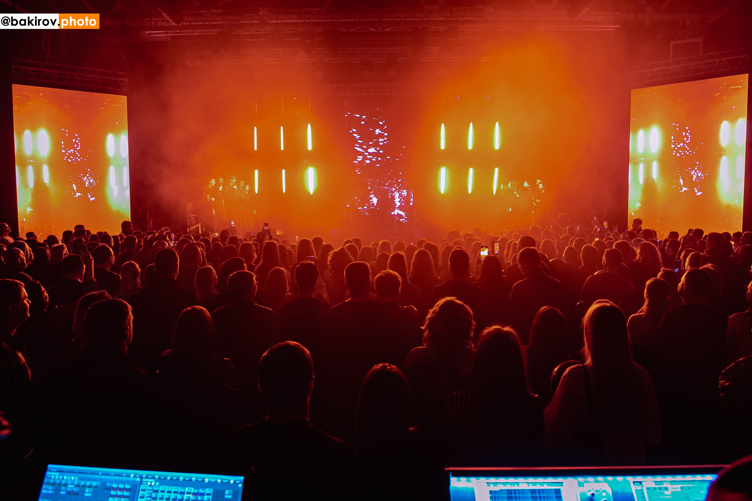 25.11 Концерт Шум. Команда специалистов в мире фотографии и видео. Детский фотограф, семейный фотограф