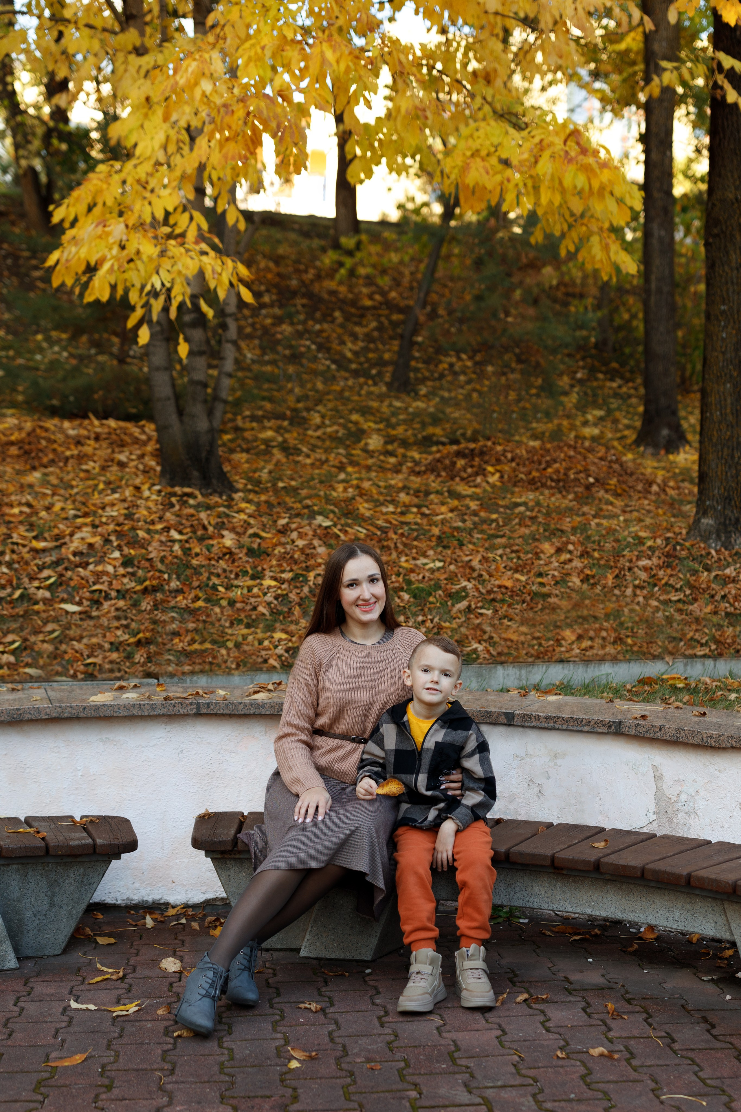 Мама и сын городская прогулка. Фотограф на годик Хабаровск Детский и семейный фотограф в Хабаровске Юлия Матвиенко