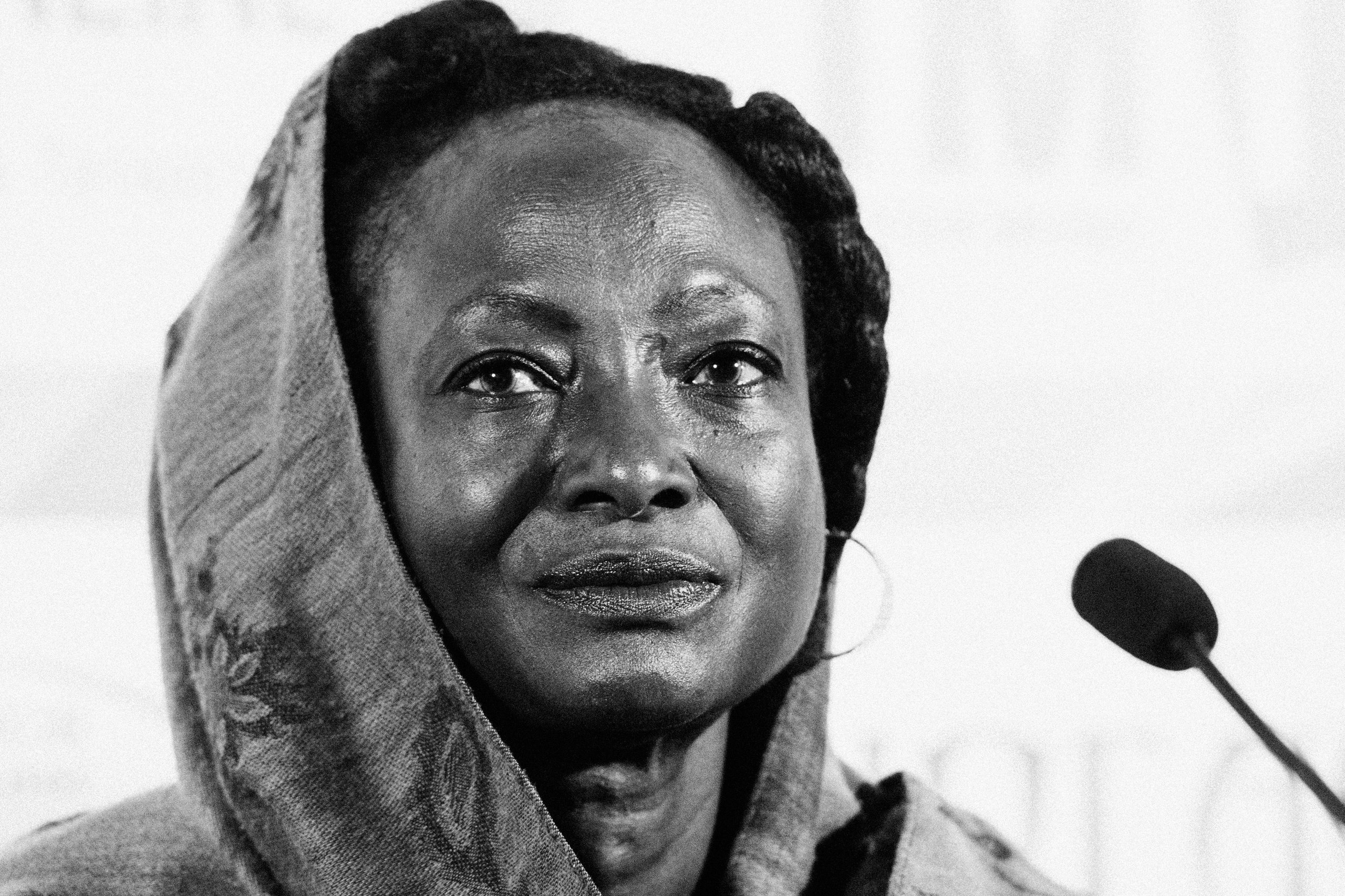 Muslim afroamerican woman