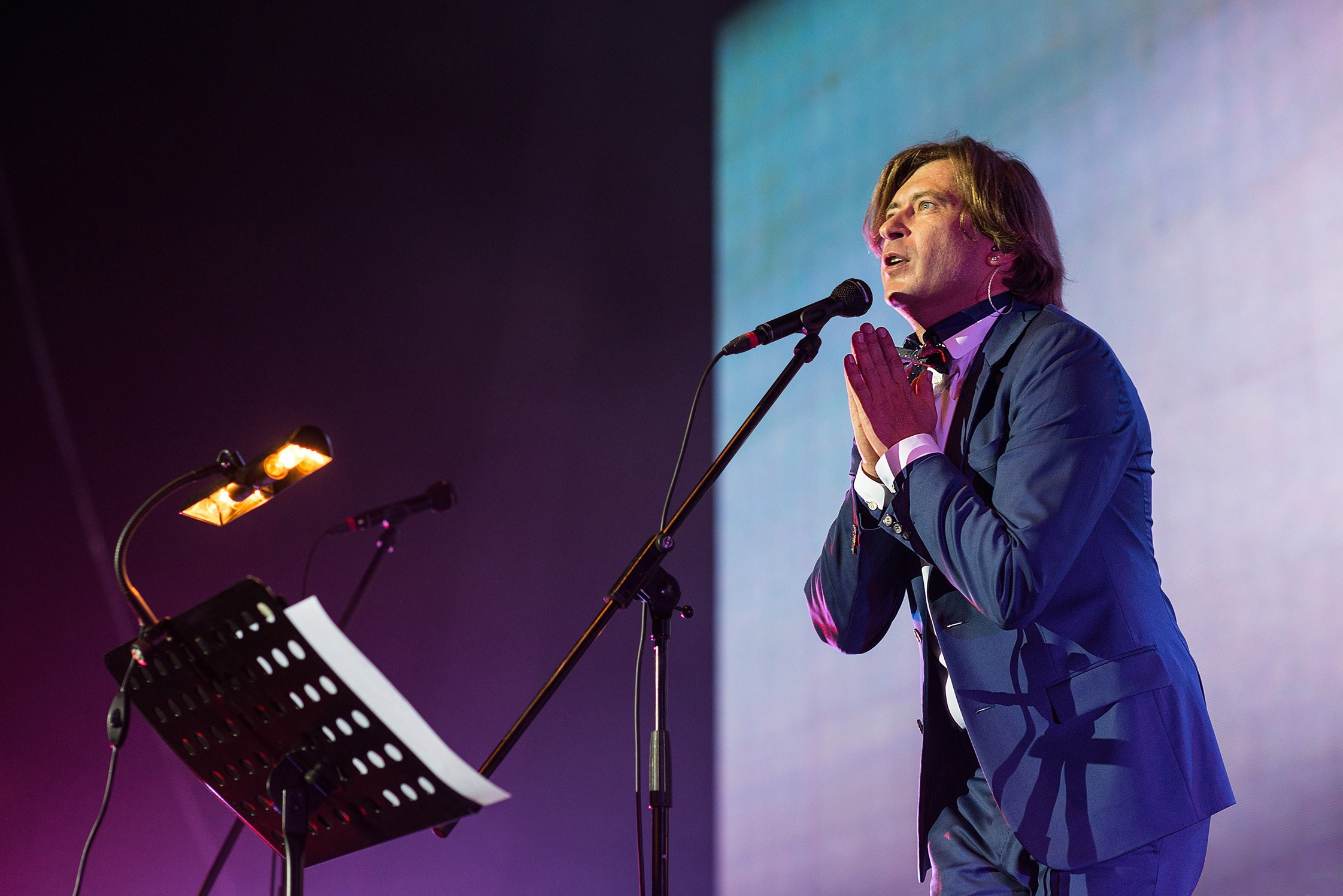 Концерт БИ-2 с оркестром. Свадебный фотограф в Санкт-Петербурге Петергофе Пушкине Саша Галлс / Александр Галлс