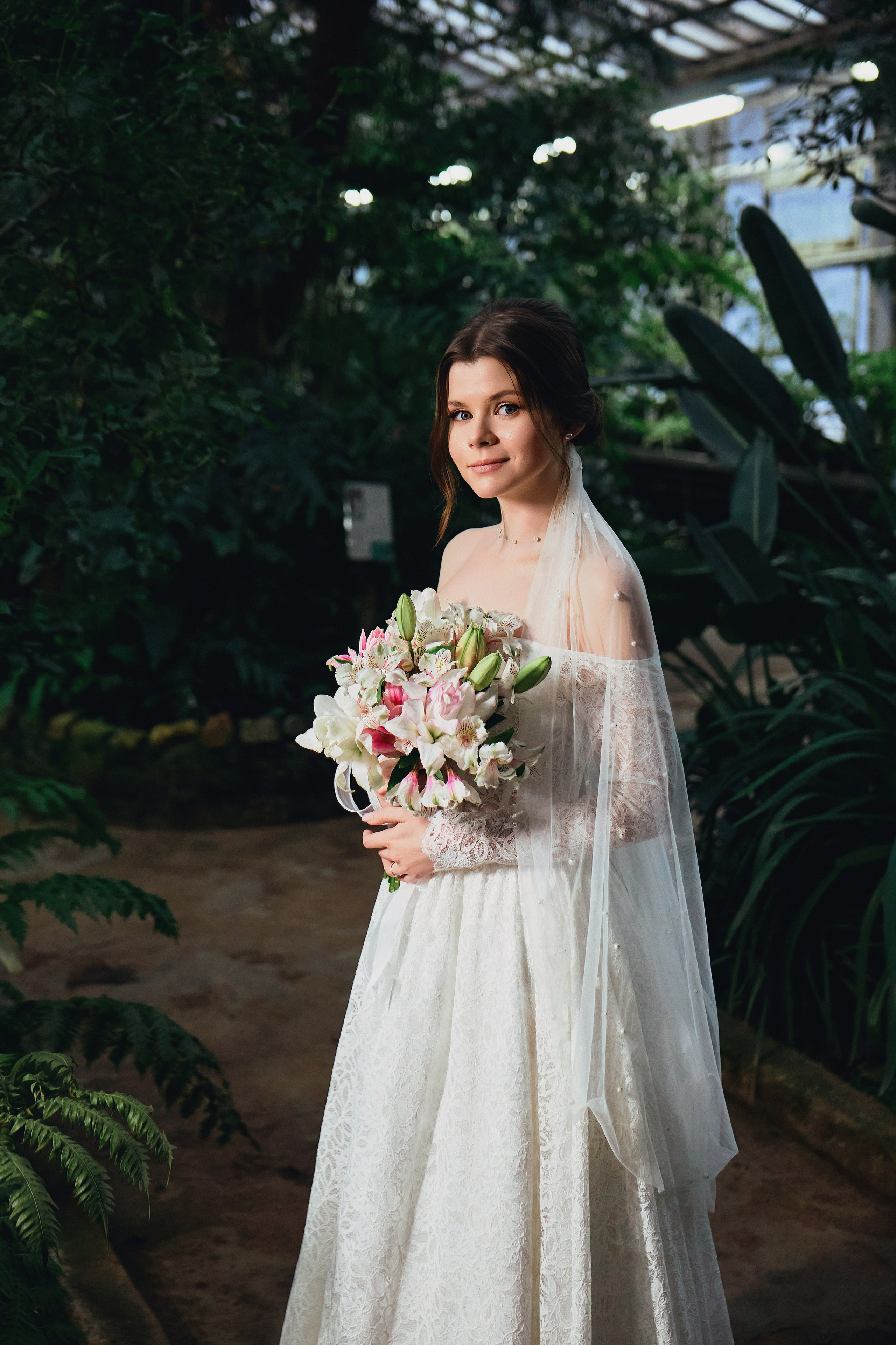 Классические сборы в отеле. Роспись в 4 ЗАГСе и съемка в оранжерее Цицина РАН. Любовь Юсупова. Фотограф