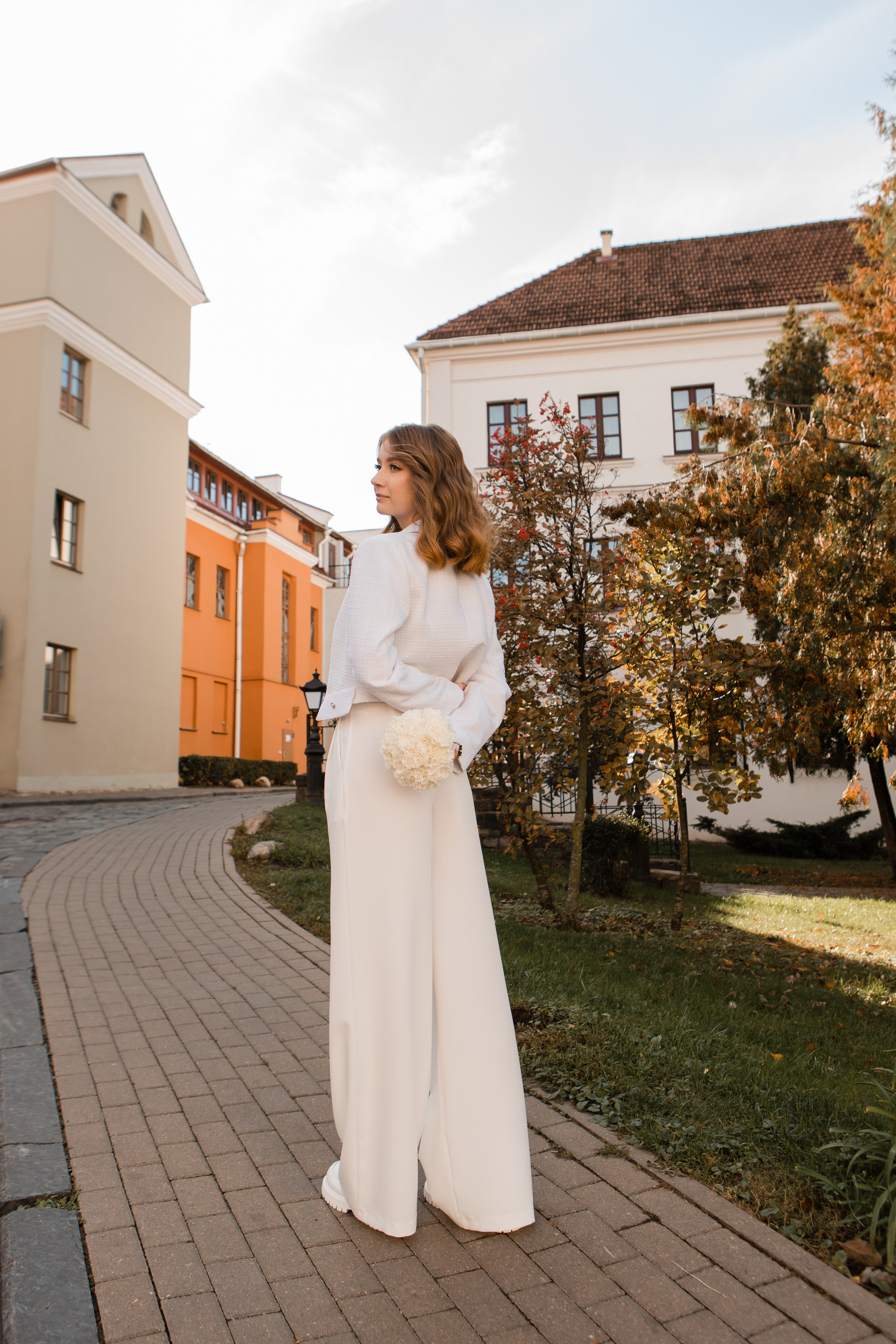 Отдел ЗАГС Администрации Центрального района. Видеосъемка и фотосъемка свадеб. Фотограф и оператор на свадьбу. Видеосъемка подкастов, собственная видео-фотостудии. Предметная фотосъемка