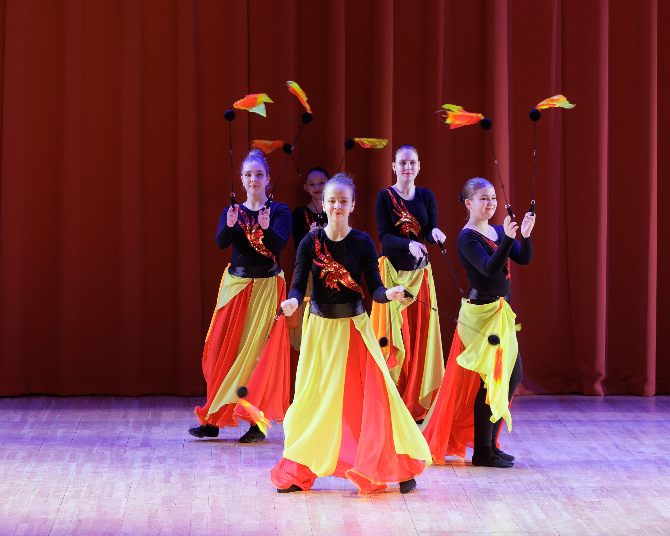 Всероссийский конкурс-фестиваль хореографического искусства «Кубок Легенды 2025». Выпускные альбомы и школьный фотограф в Подольске, Троицке, Щербинке, Москве и Московской области