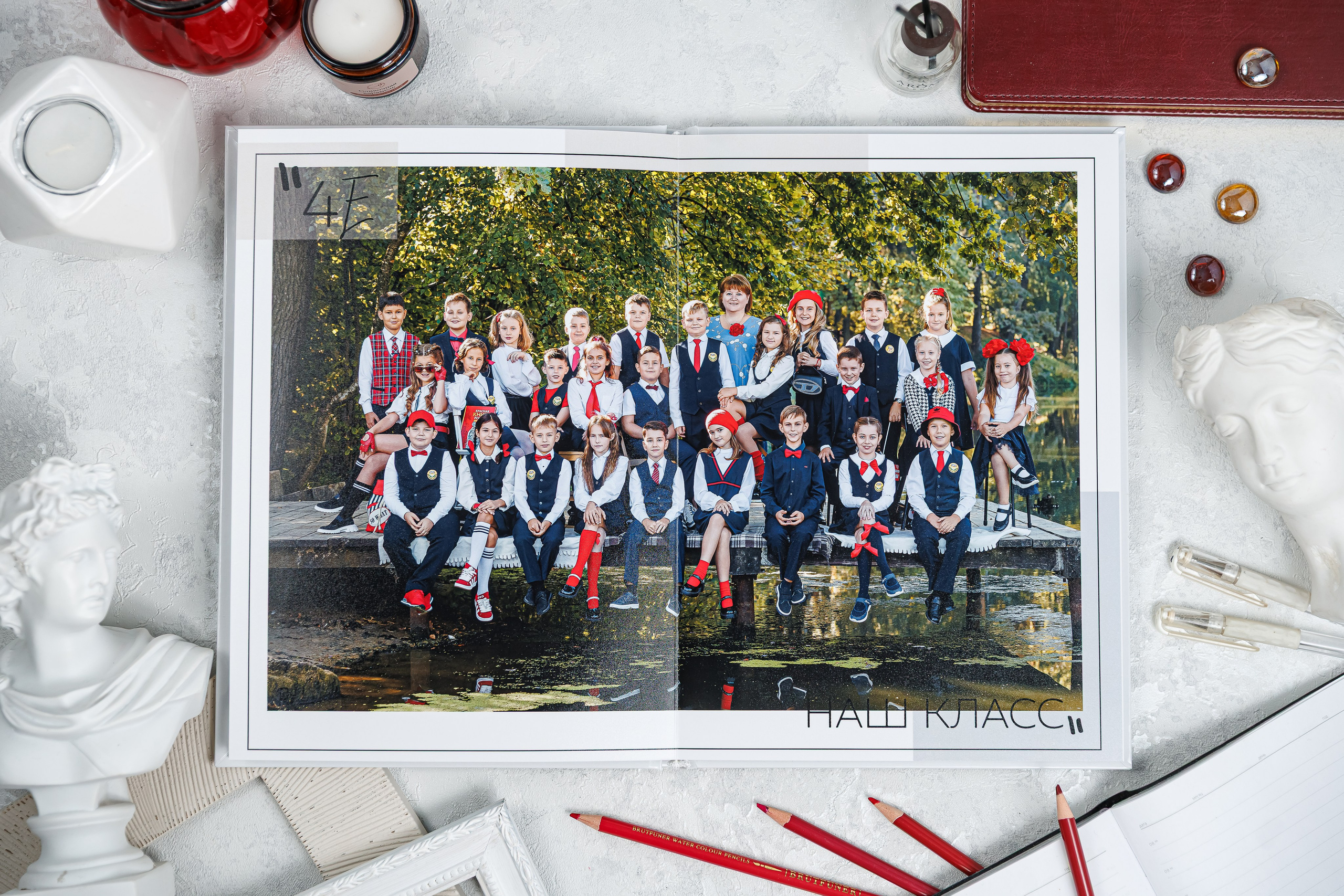 Выпускные альбомы 4 класс. Семейный и детский фотограф Комина Елена, Власиха, Одинцово