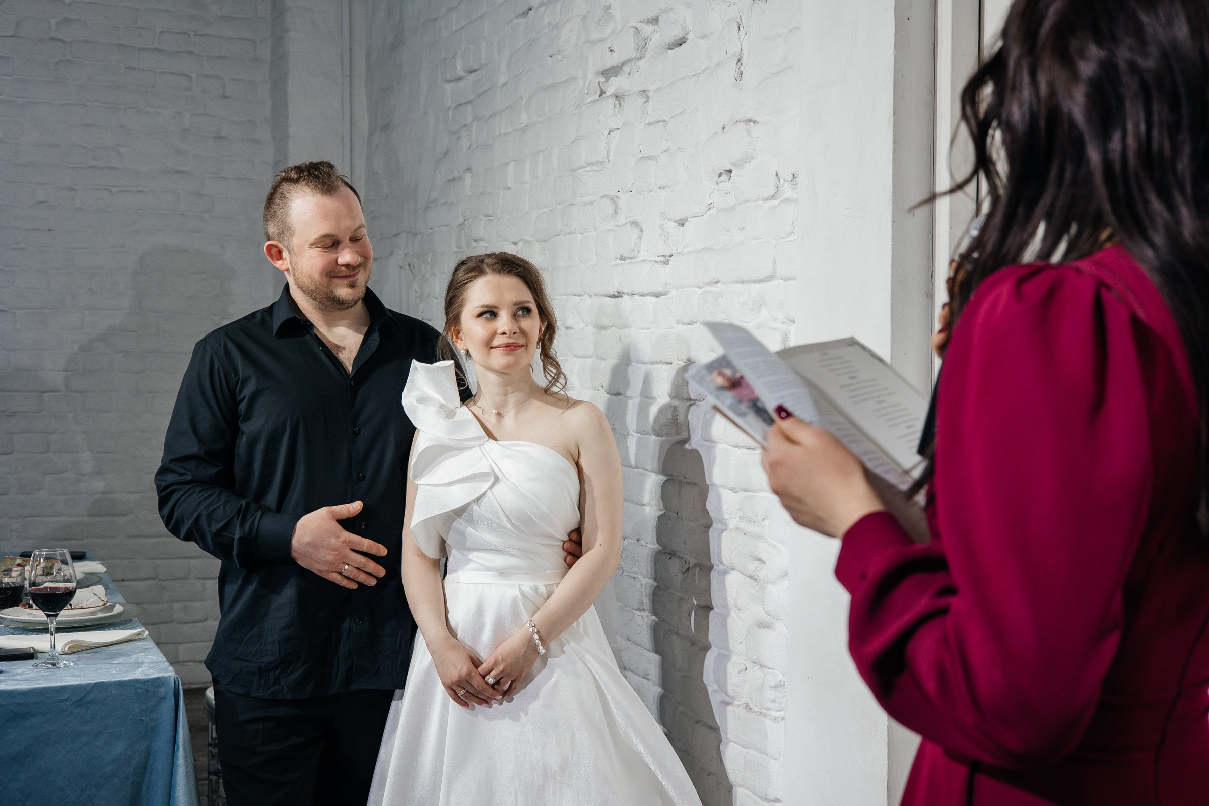Свадьба в лофте Goelro. Свадебный фотограф в Москве Элина Ларченкова. Фото, которые цепляют