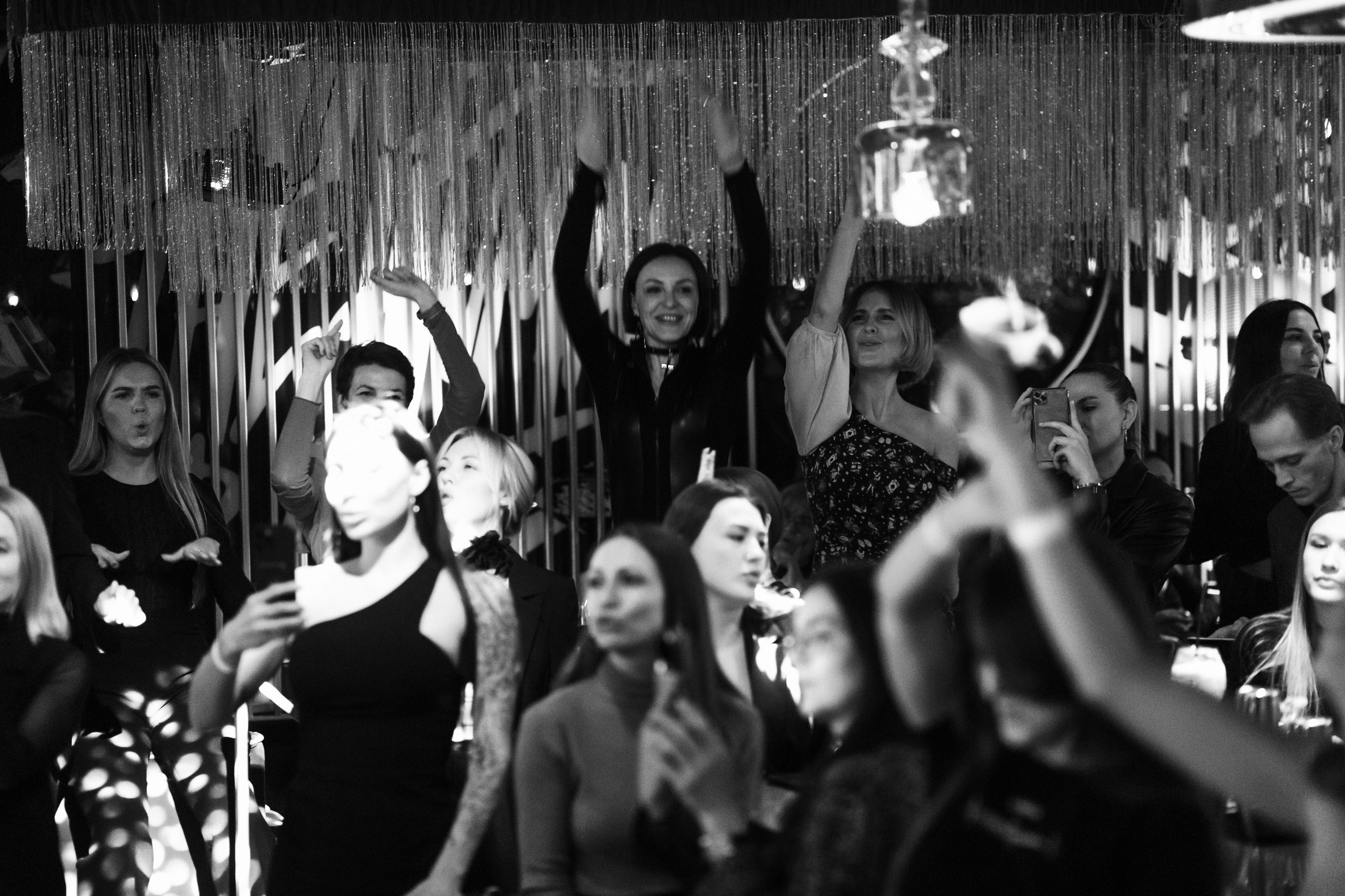 YANA URBAN: сольный концерт в «Анжелика Wineroom». СВОИ. ФОТООТЧЕТЫ-СОБЫТИЯ-МЕСТА