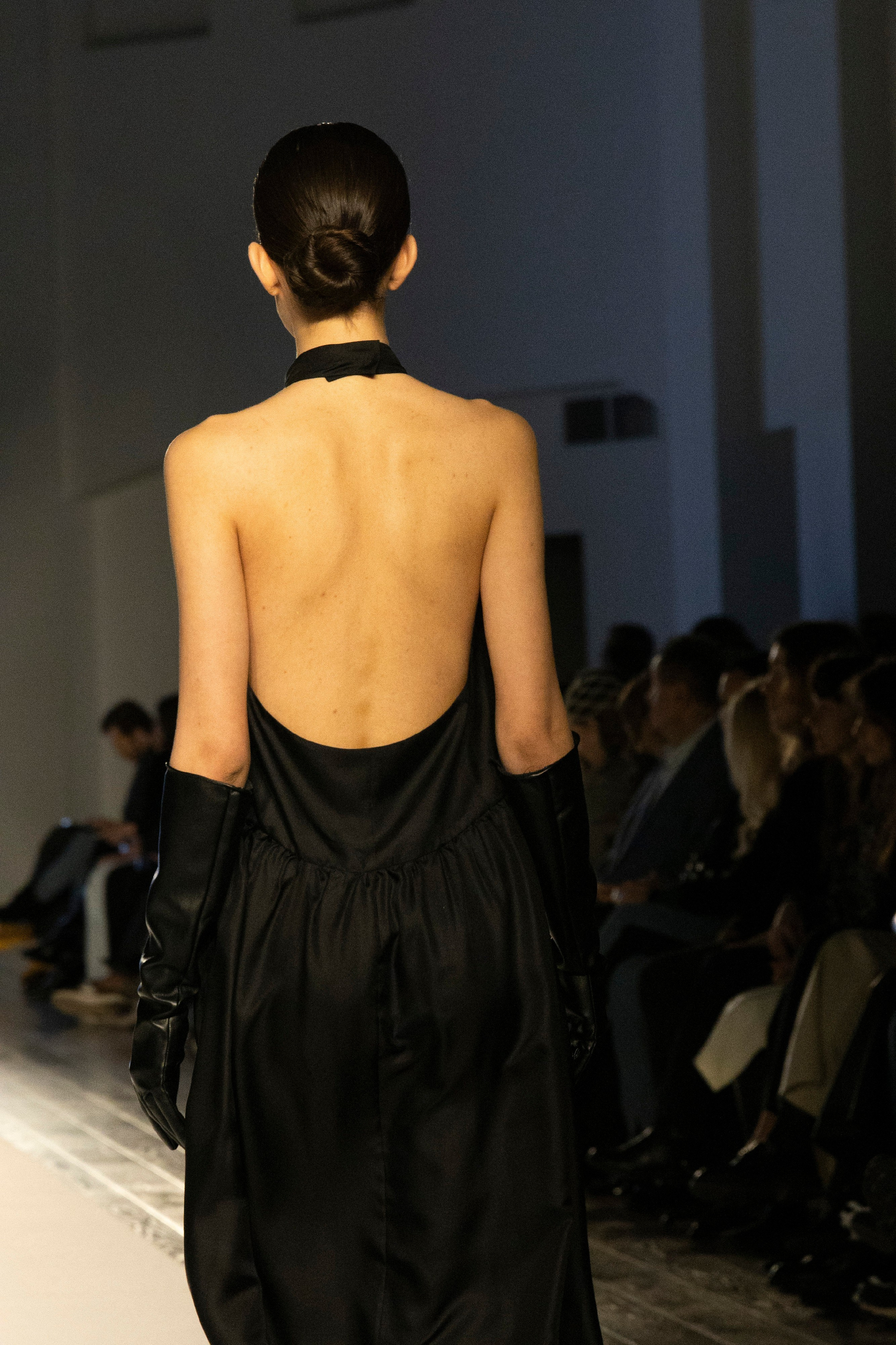 ДЛТ Собака.ru показ победителей конкурса «Новые имена в моде 2025». FOTOFAQ SKOOL г. Санкт-Петербург: очные, дистанционные и онлайн курсы фотографии