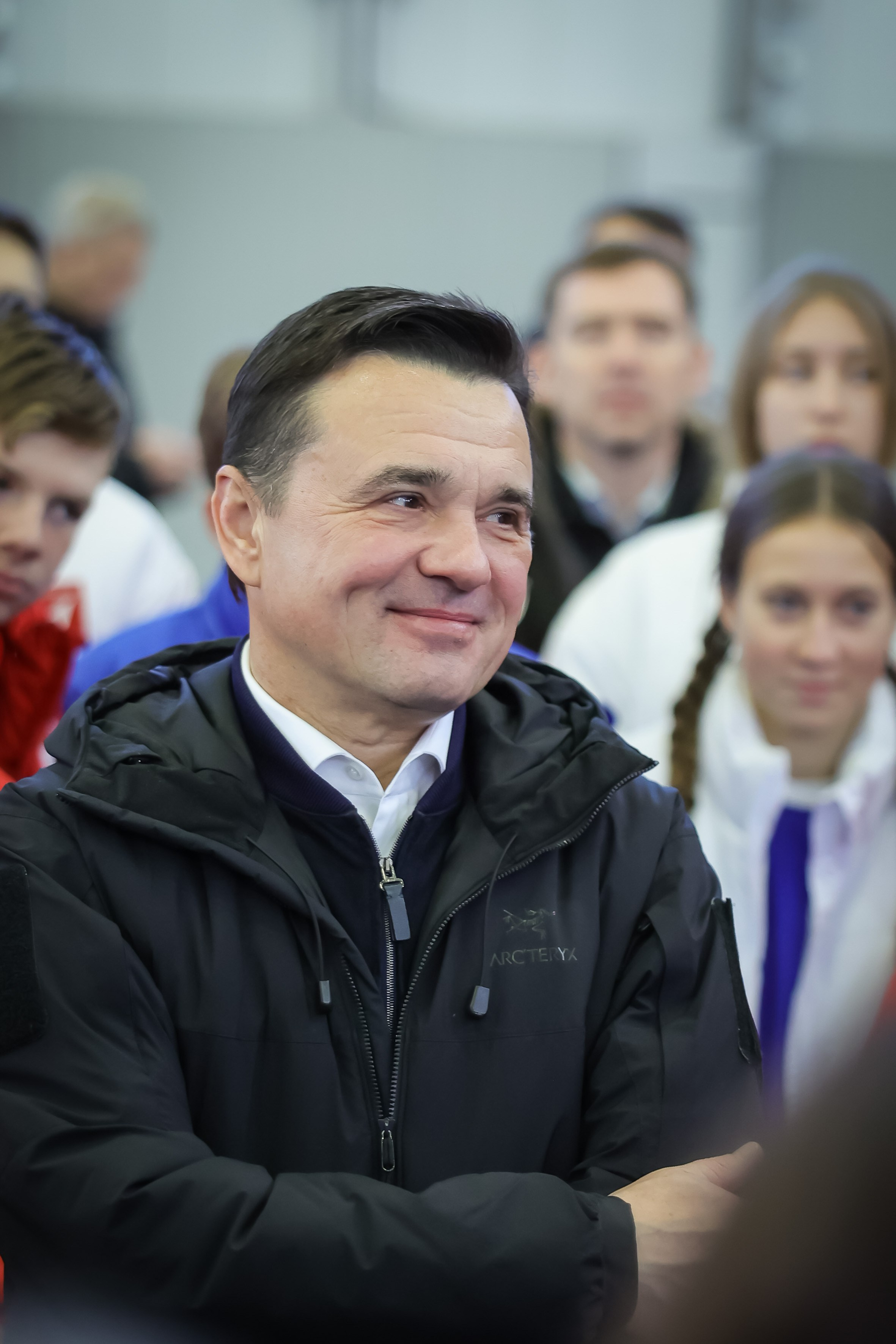 Губернатор Подмосковья Андрей Воробьев вместе с участниками «Движения первых» навестил пилотажные группы. Моя фотография