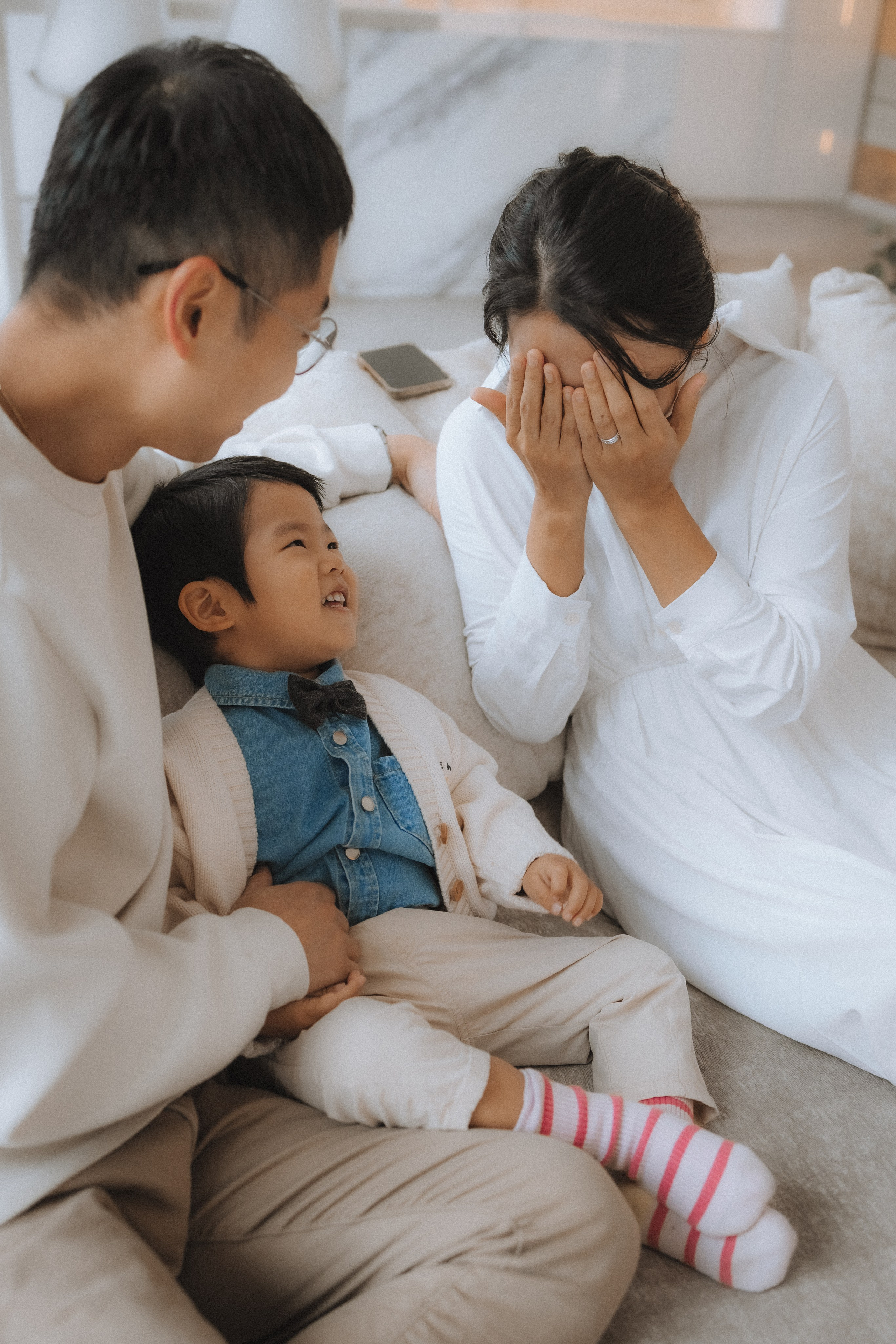 семейная фотосессия в студии с детьми в москве, детская фотосессия в фотостудии в москве, уютные нежные семейные фотосессии в москве, семейная беременная фотосессия в москве с детьми, фотосессия беременности с мужем в москве, светлые фотостудии в москве, стильные семейные фотосессии в москве, фотосессии в стиле lifestyle, фотосессии в стиле лайфстайл в москве, Семейная фотография в москве , семейный фотограф в москве , семейная фотосессия в москве , семья , детская фотография , фотограф , женский портрет , фотосессия , детский портрет , детский фотограф , lovestory , новогодняя фотосессия , детское фото , детская фотосессия , эмоциональные семейные фотосессии в москве, портретная фотография в москве, заказать семейный фотоальбом в москве