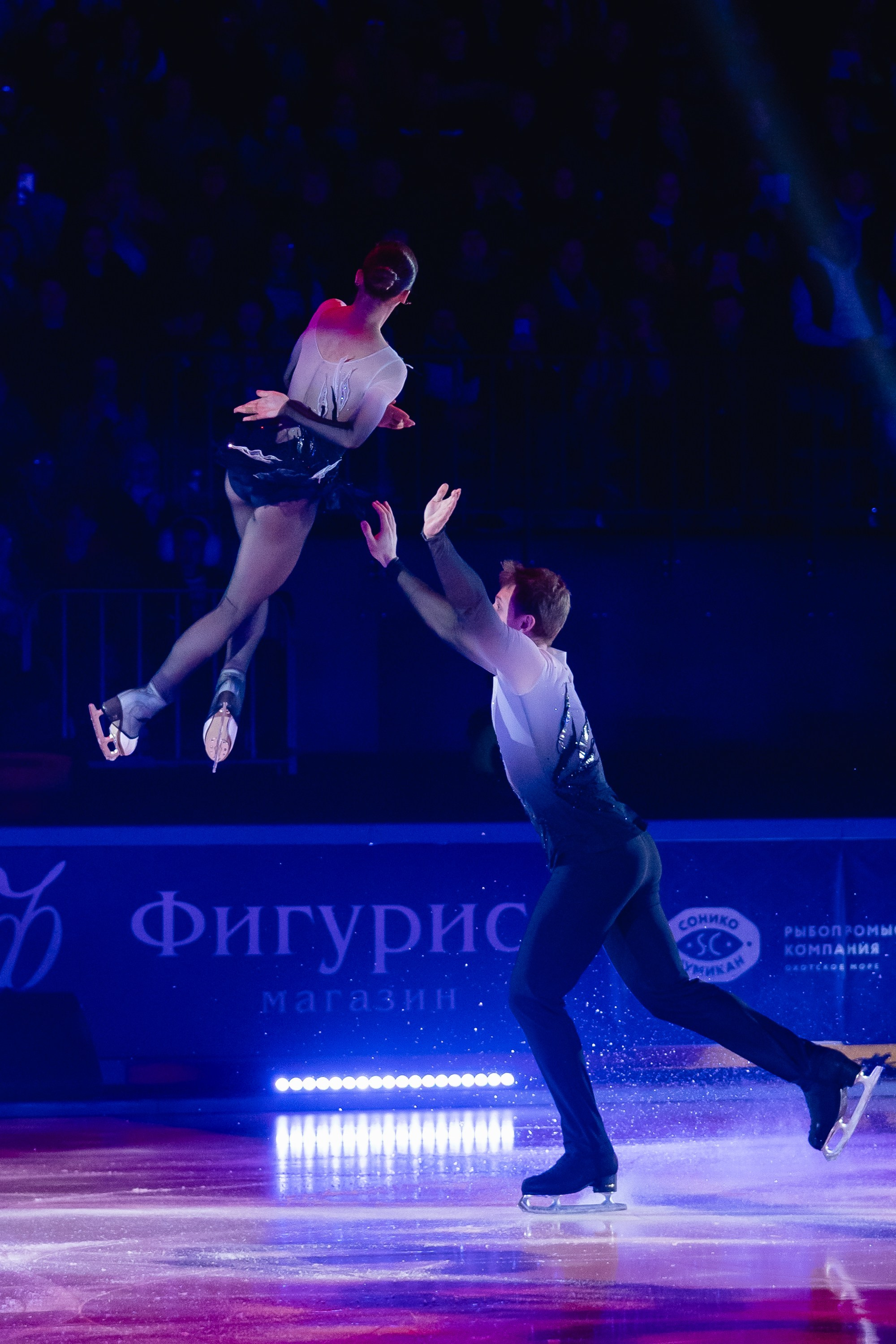 Шоу «Чемпионы на льду» в Новосибирске. Воробьева Ксения — Спортивный и танцевальный фотограф Новосибирск