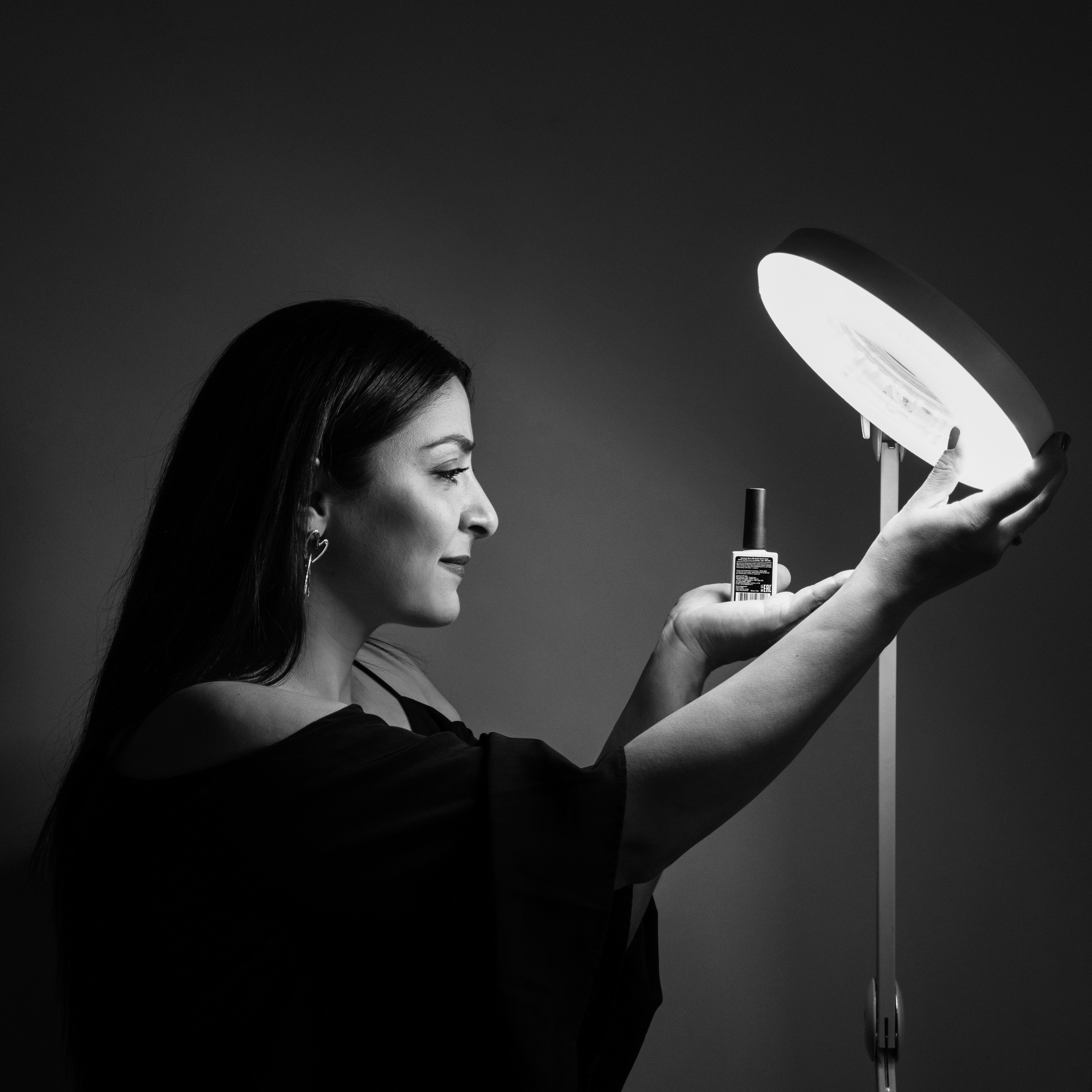 Подолог и мастер маникюра. Живые снимки! Фотограф Даша Бендер