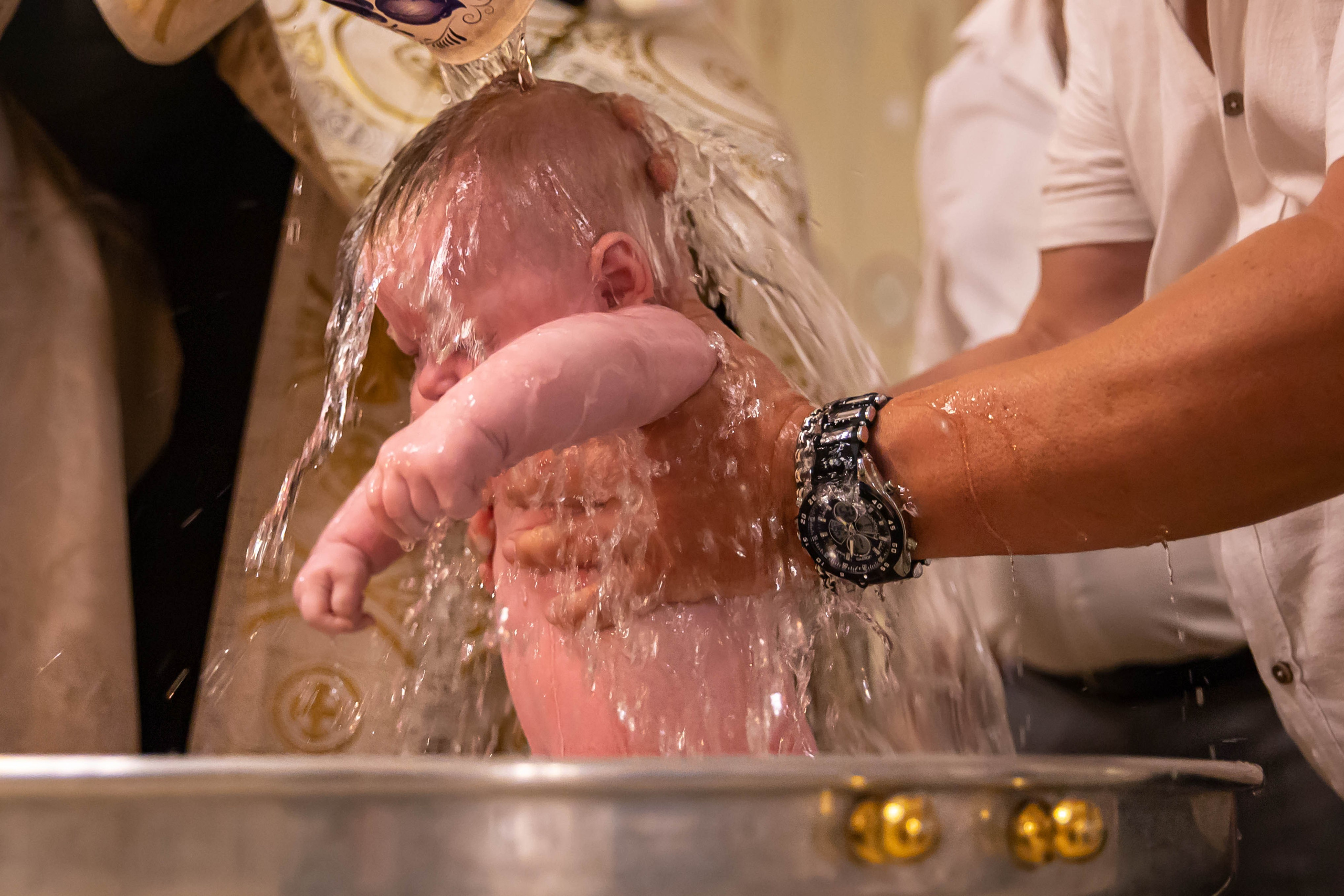 Фотограф на Крещение в Санкт-Петербурге. Фотосессии в студии СПб Портретный фотограф — Юрий Торлопов
