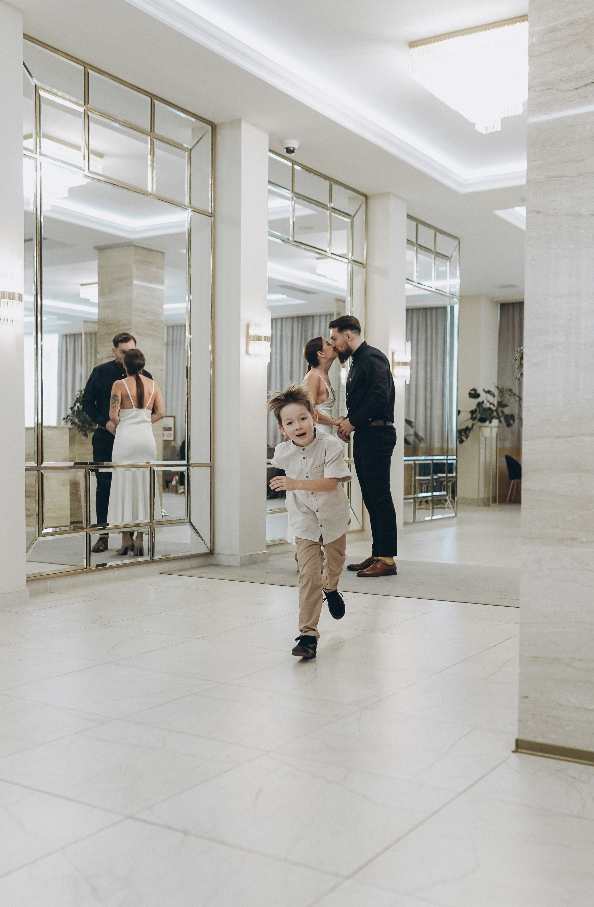 Love is… Вика и Дима. Детский семейный фотограф в Москве Евгения