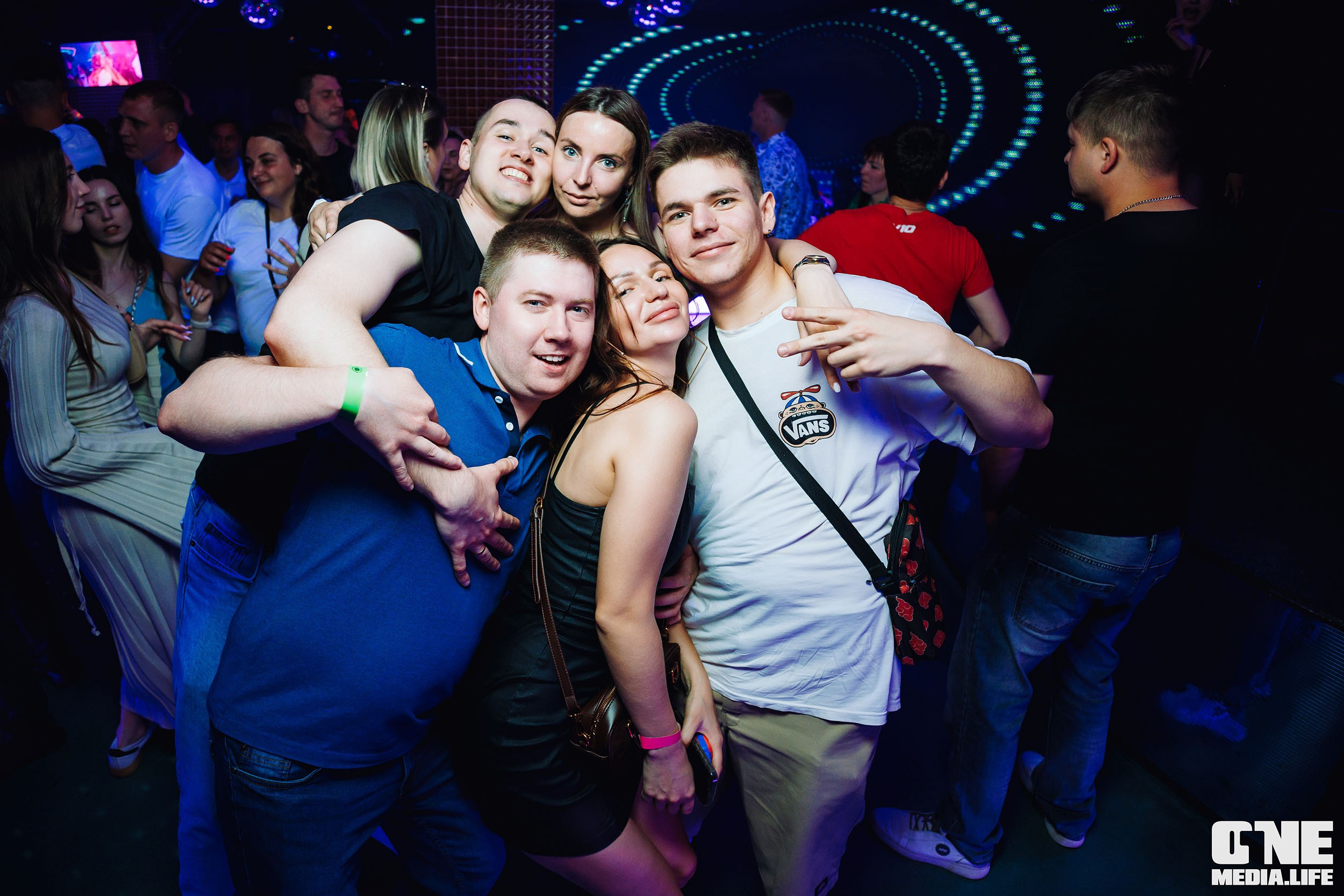 Фоторепортаж из РК Планета. One Media Life: фоторепортажи, фотоотчеты с мероприятий и заведений