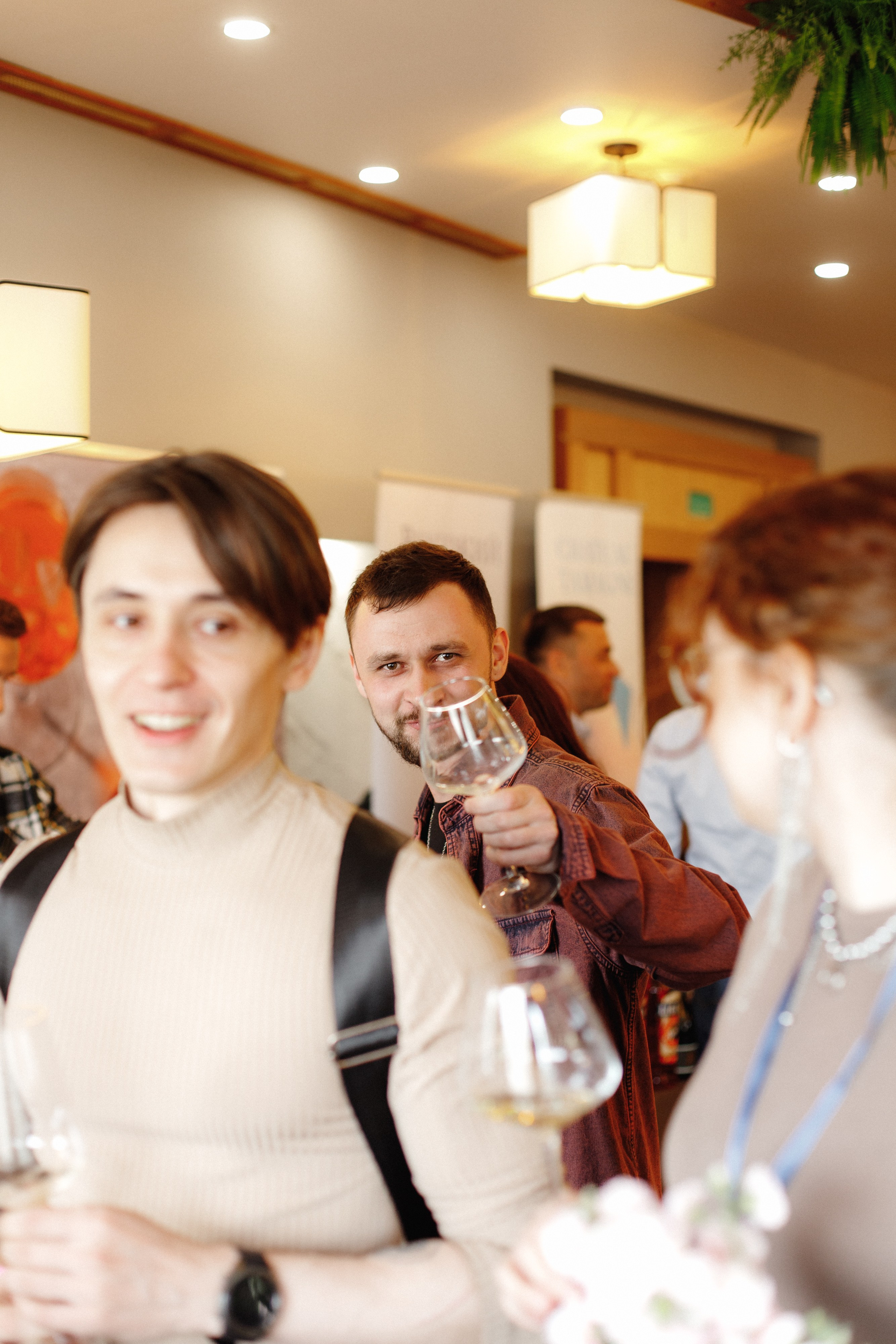 ФЕСТИВАЛЬ ИГРИСТЫХ ВИН. СВОИ. ФОТООТЧЕТЫ-СОБЫТИЯ-МЕСТА