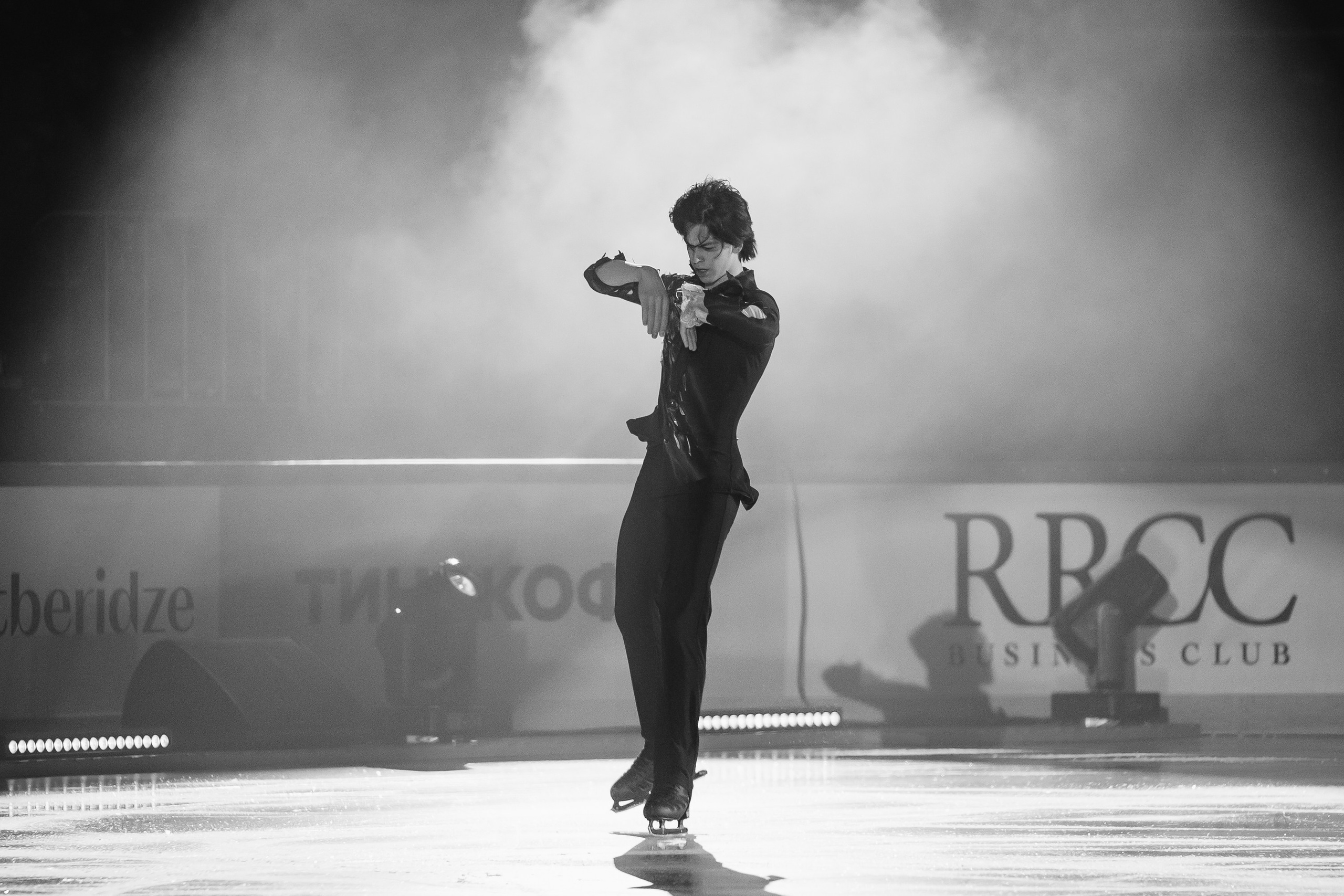 Шоу «Чемпионы на льду» в Новосибирске. Воробьева Ксения — Спортивный и танцевальный фотограф Новосибирск