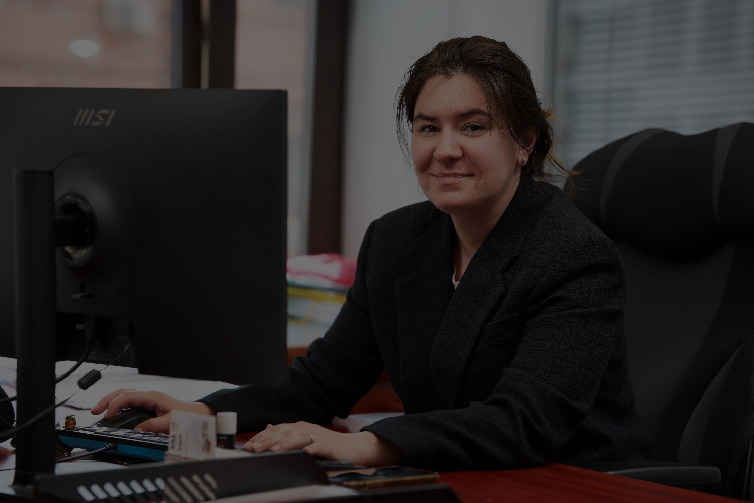 Корпоративные фотосессии сотрудников и руководства в офисах и на производствах. Портретный фотограф Павел Бахирев. Москва