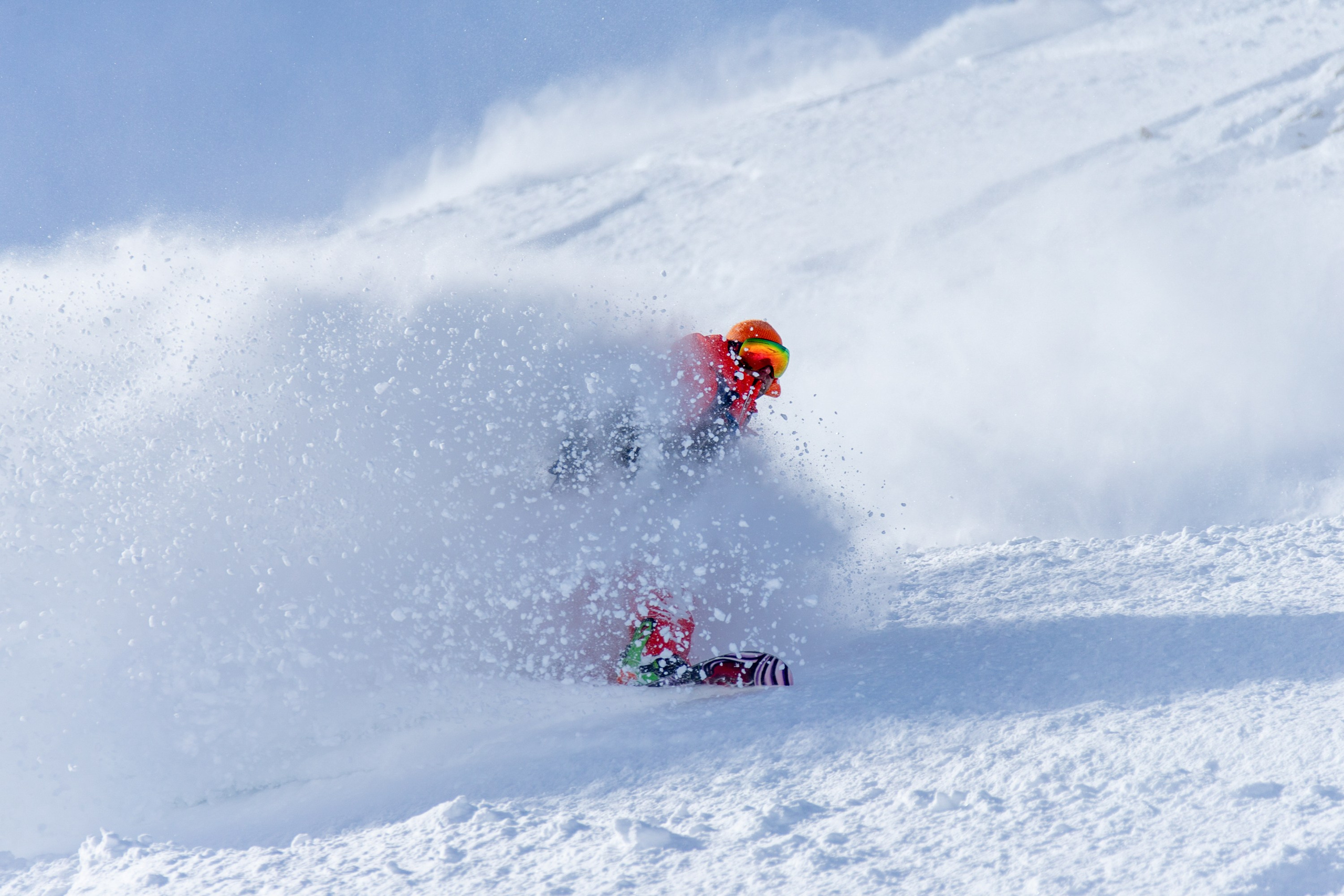 Хели-ски на Камчатке на Ми-8 — катание среди вулканов. Время Камчатки: чтобы найти свой путь, нужно скорость умножить на время