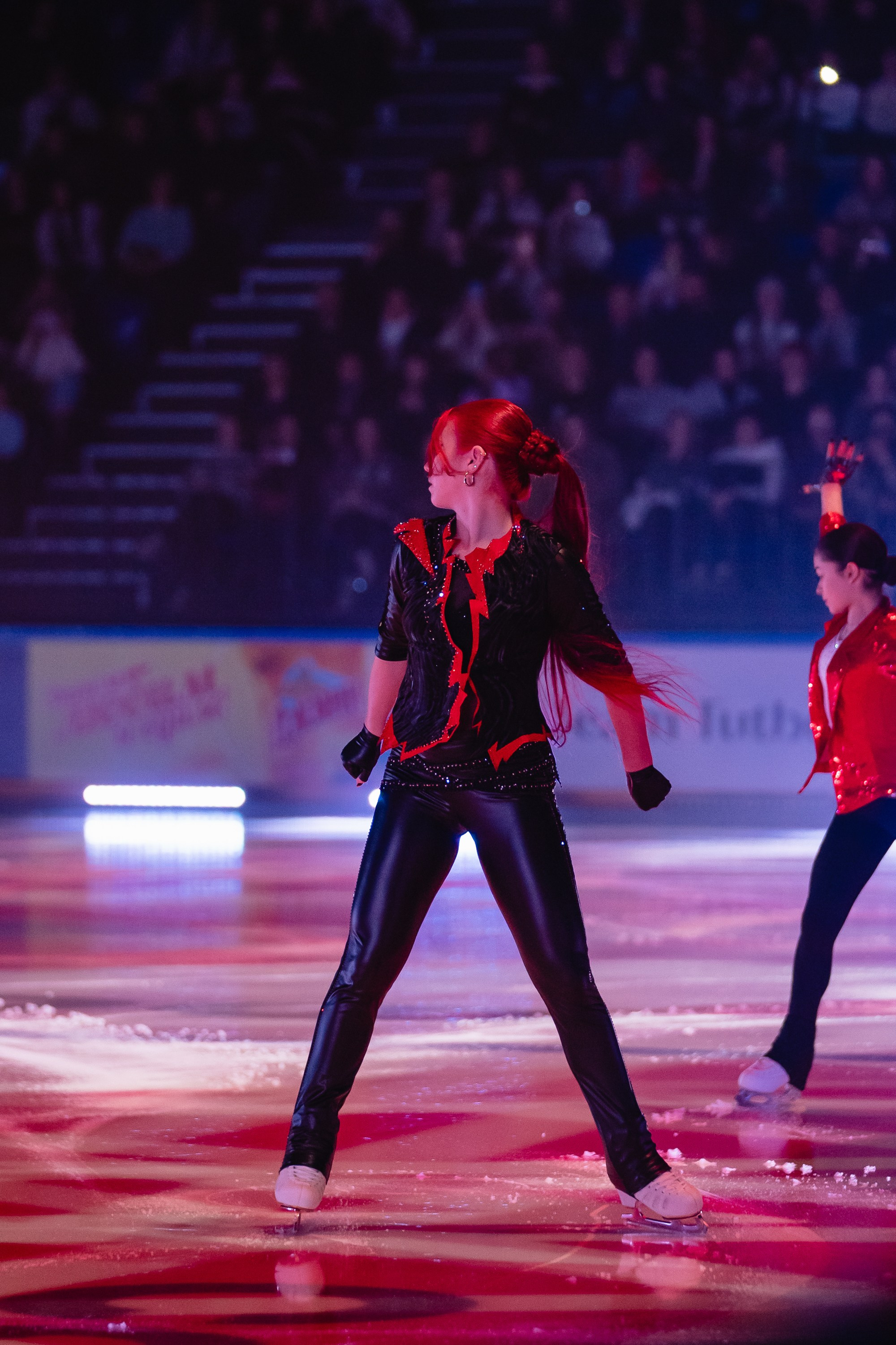 Шоу «Чемпионы на льду» в Новосибирске. Воробьева Ксения — Спортивный и танцевальный фотограф Новосибирск