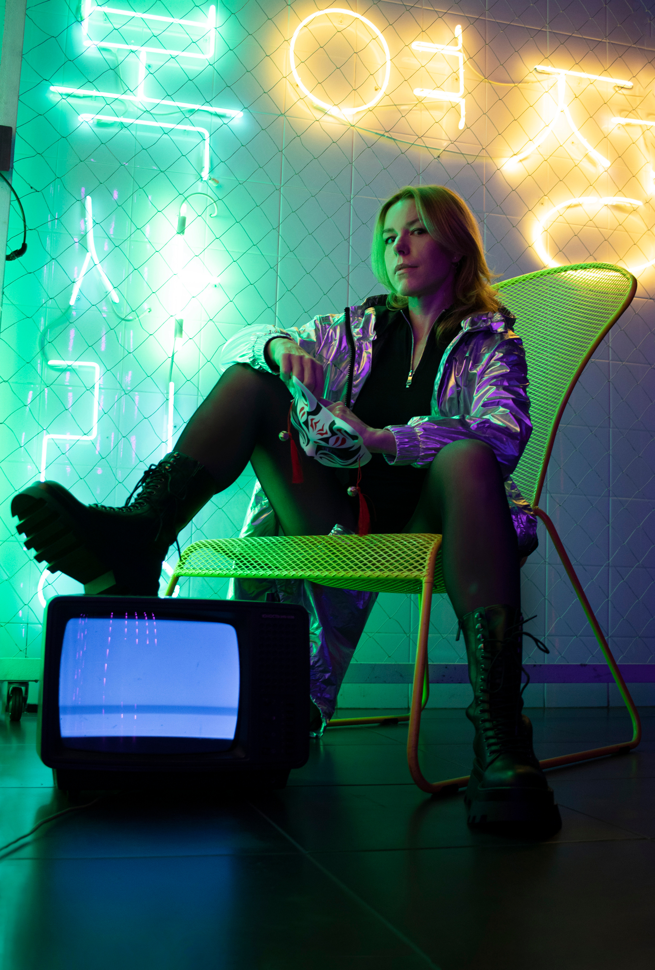 Неоновая съемка. Портретный фотограф Москва