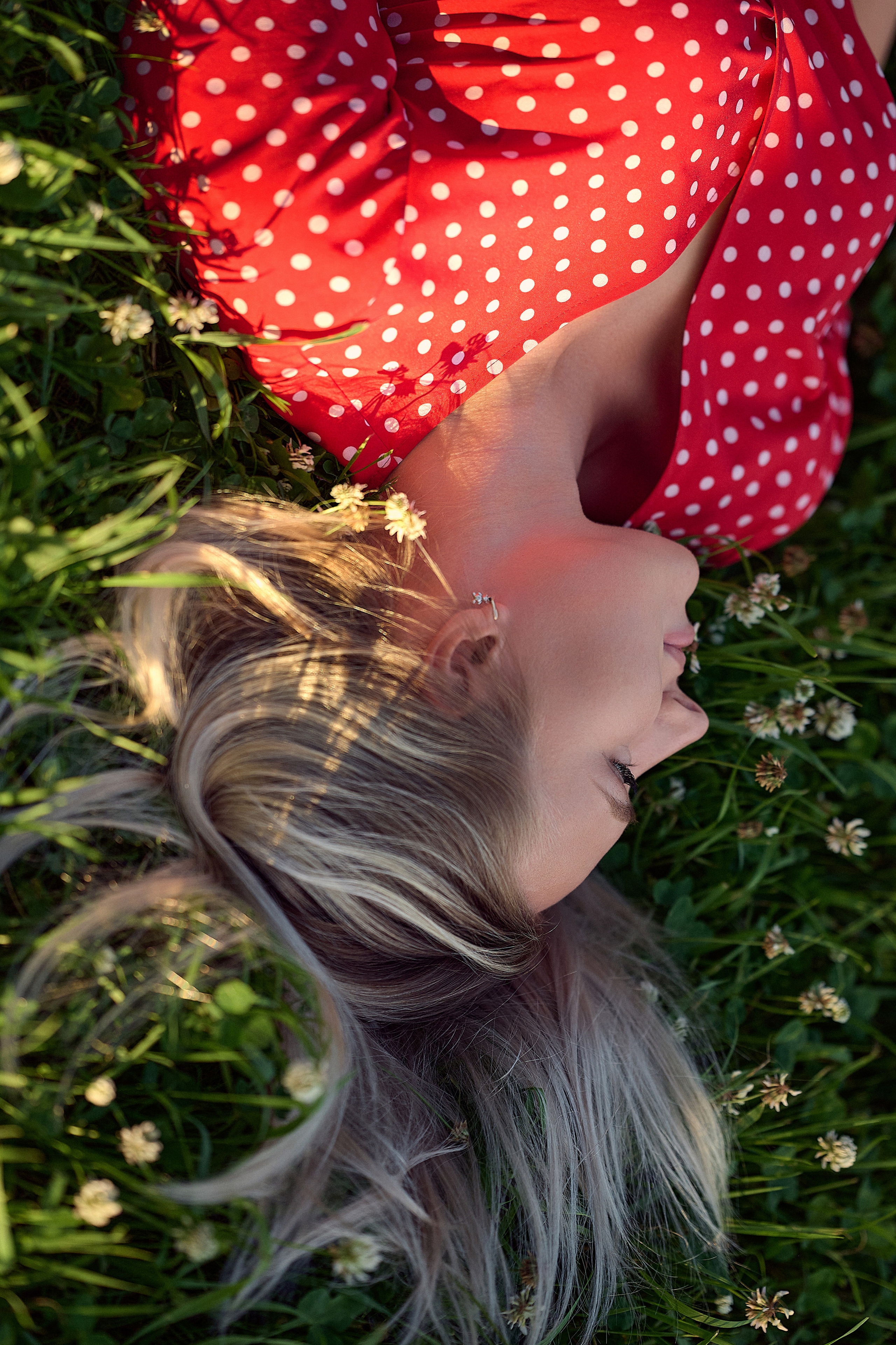 Татьяна. Лето. В поле…. Фотограф Тихонова Ольга Санкт-Петербург