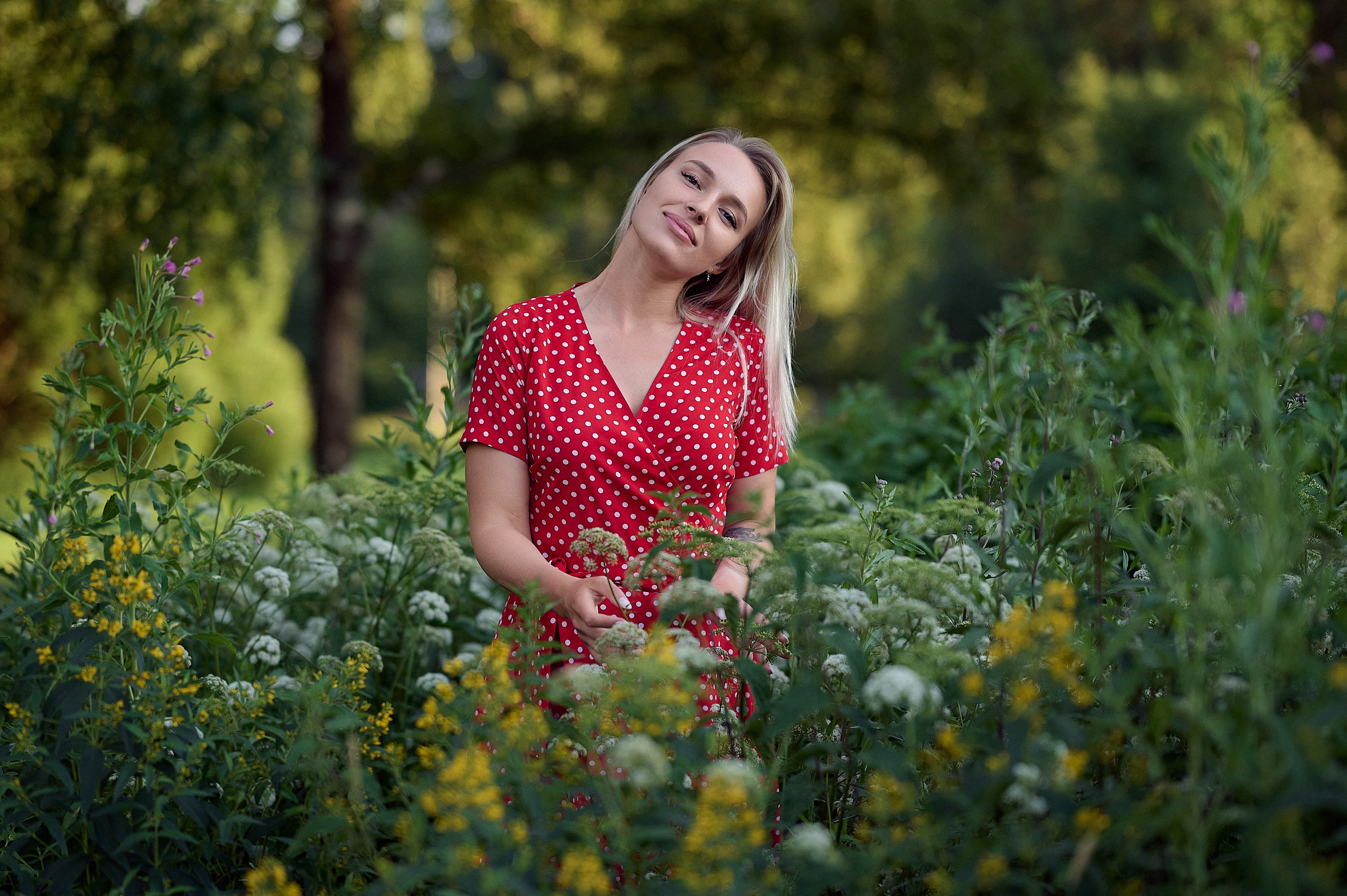 Татьяна. Лето. В поле…. Фотограф Тихонова Ольга Санкт-Петербург