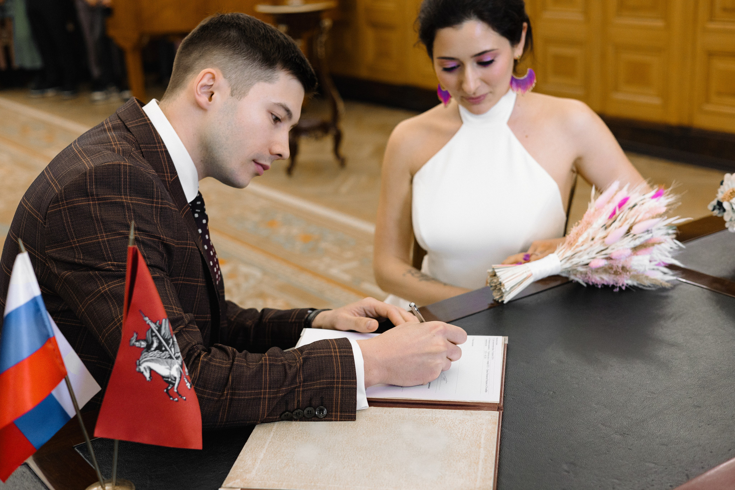 Свадебная фотосъёмка. Грибоедовский ЗАГС, МГУ. Портретный и семейный фотограф в Москве Мария Рослякова