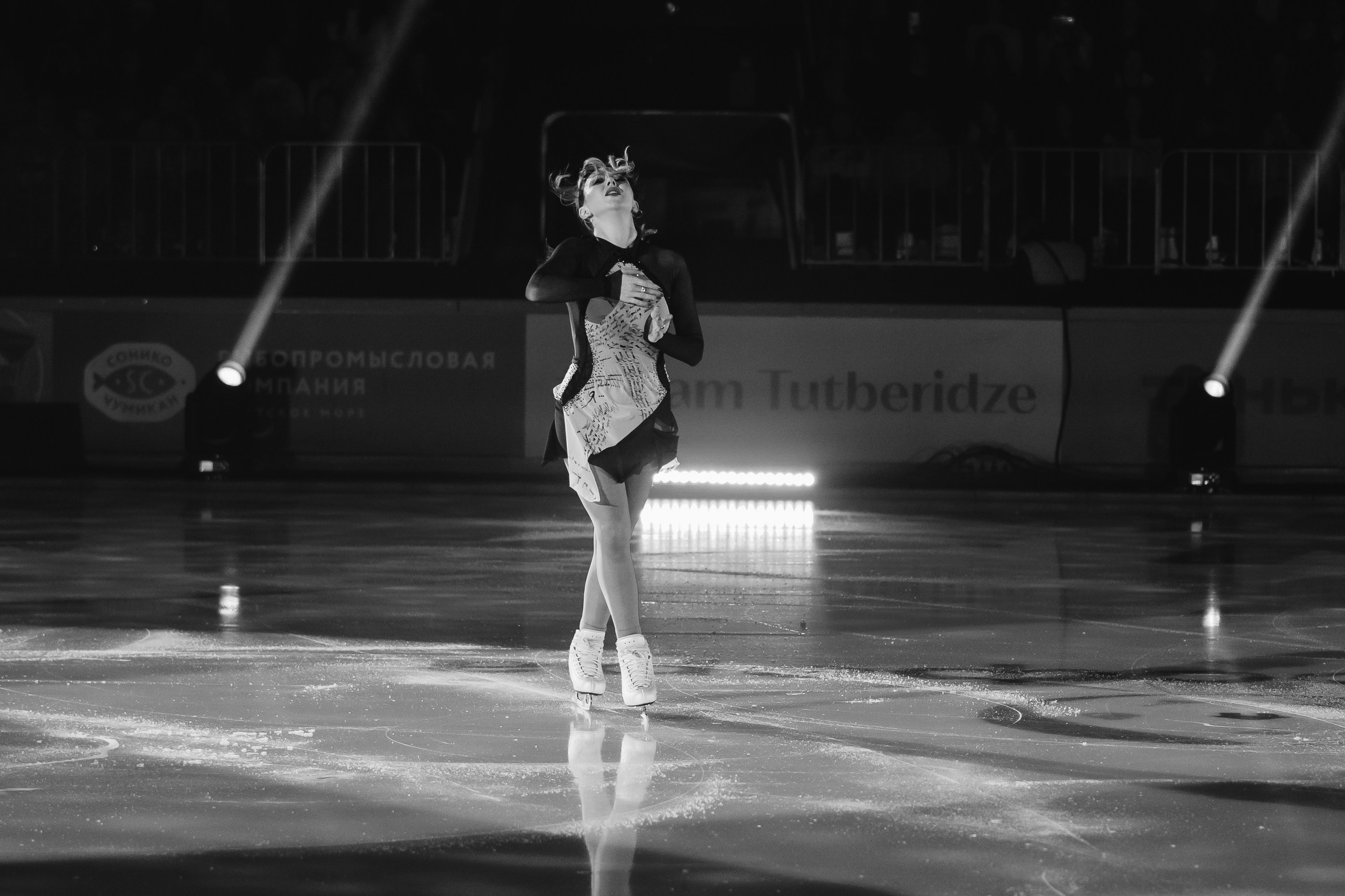 Шоу «Чемпионы на льду» в Новосибирске. Воробьева Ксения — Спортивный и танцевальный фотограф Новосибирск