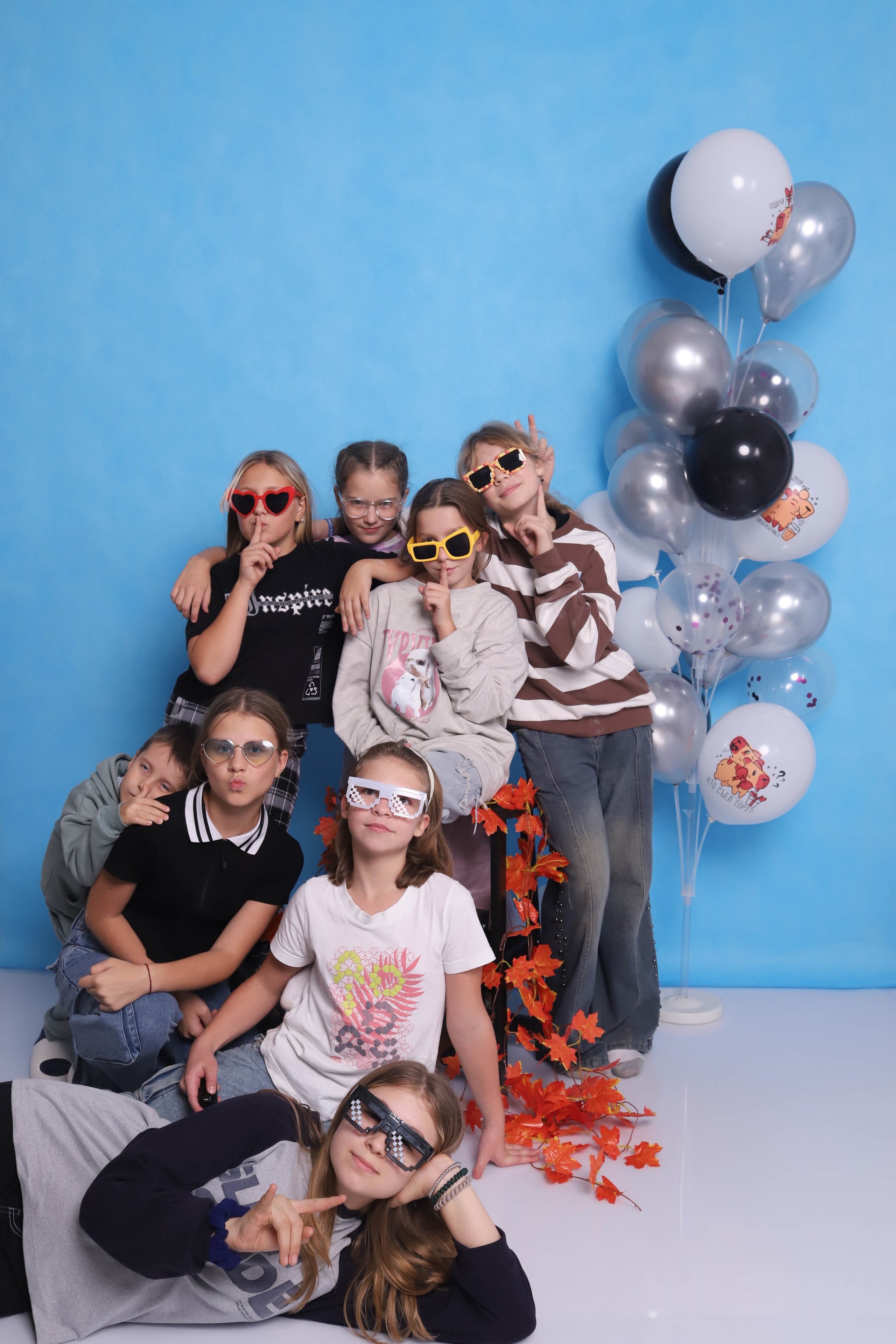 Ваш праздник в «Зеркале». Аренда чайной комнаты. Фотостудия самообслуживания. Студия без фотографа в Твери