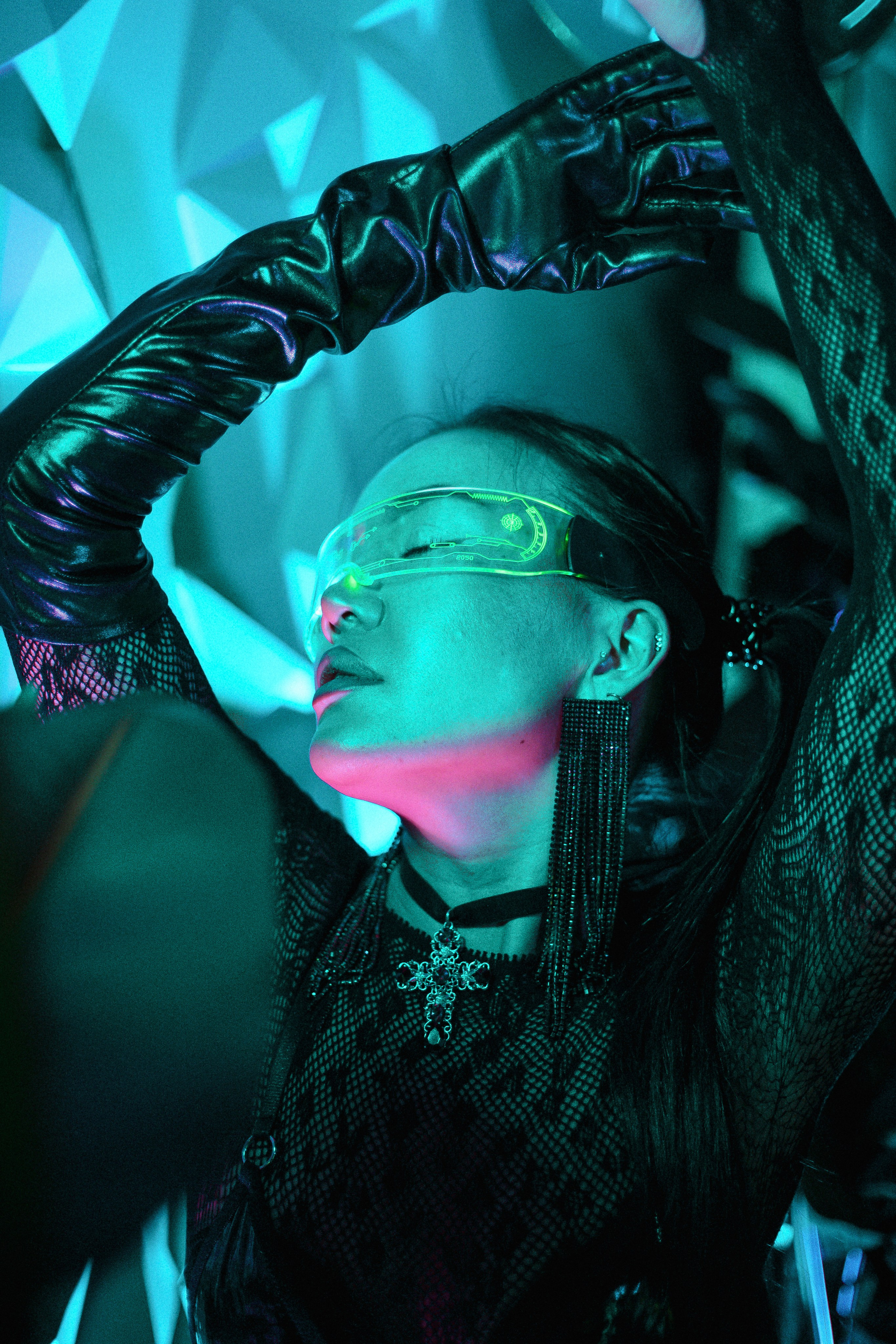 Walk-In Day в стиле киберпанк в тату-студии MUKHINA TATTOO. СВОИ. ФОТООТЧЕТЫ-СОБЫТИЯ-МЕСТА