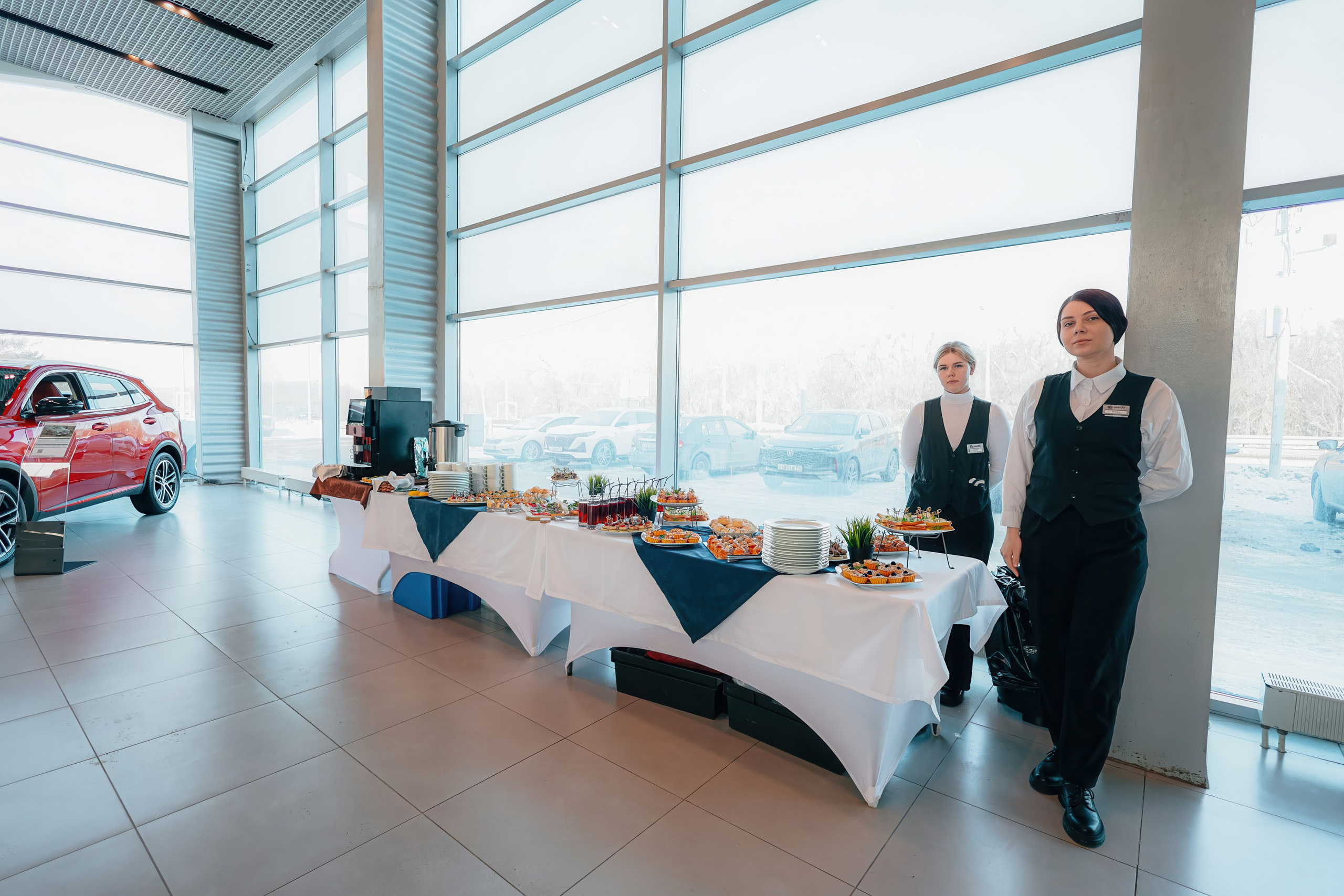 01.03 Автосалон-2000. Презентация нового ChanGan. Команда специалистов в мире фотографии и видео. Детский фотограф, семейный фотограф